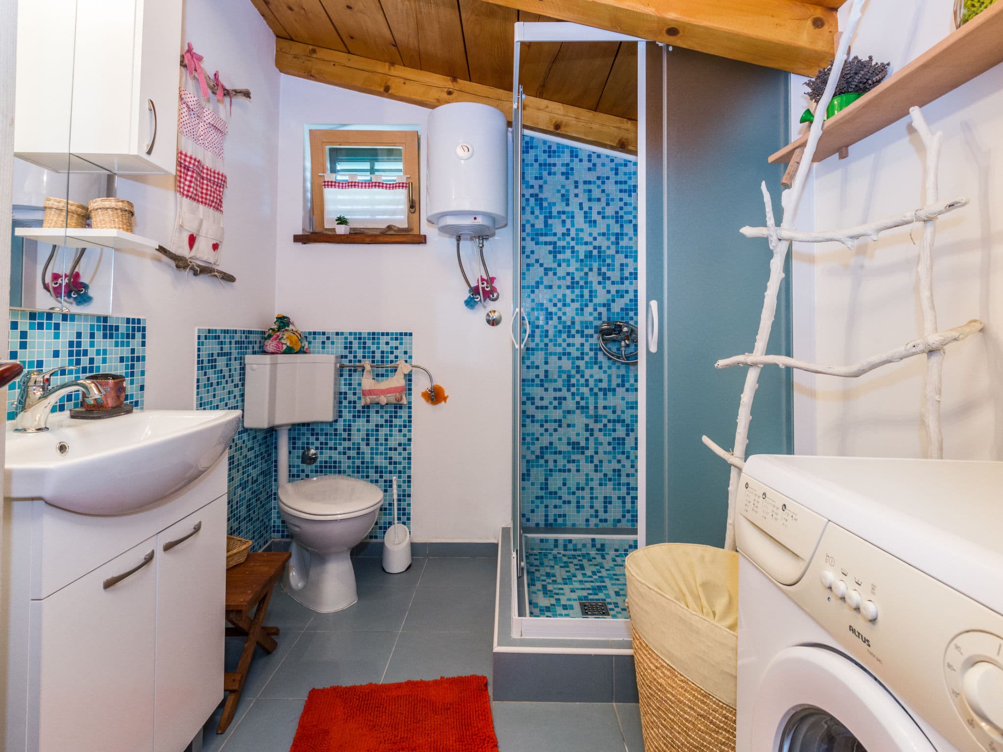 Bathroom / Wellness