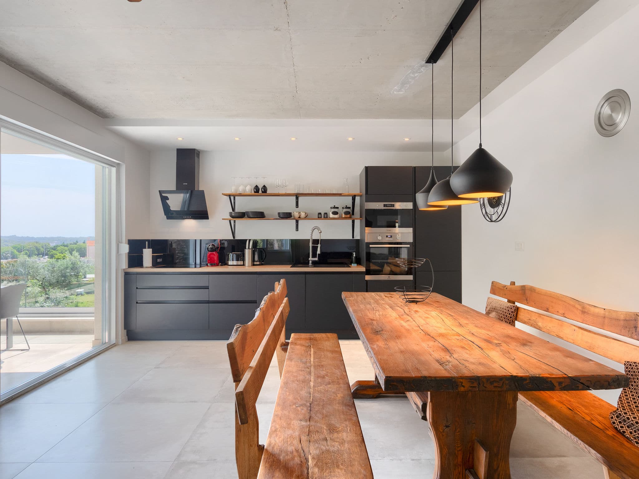Kitchen / Dining Room