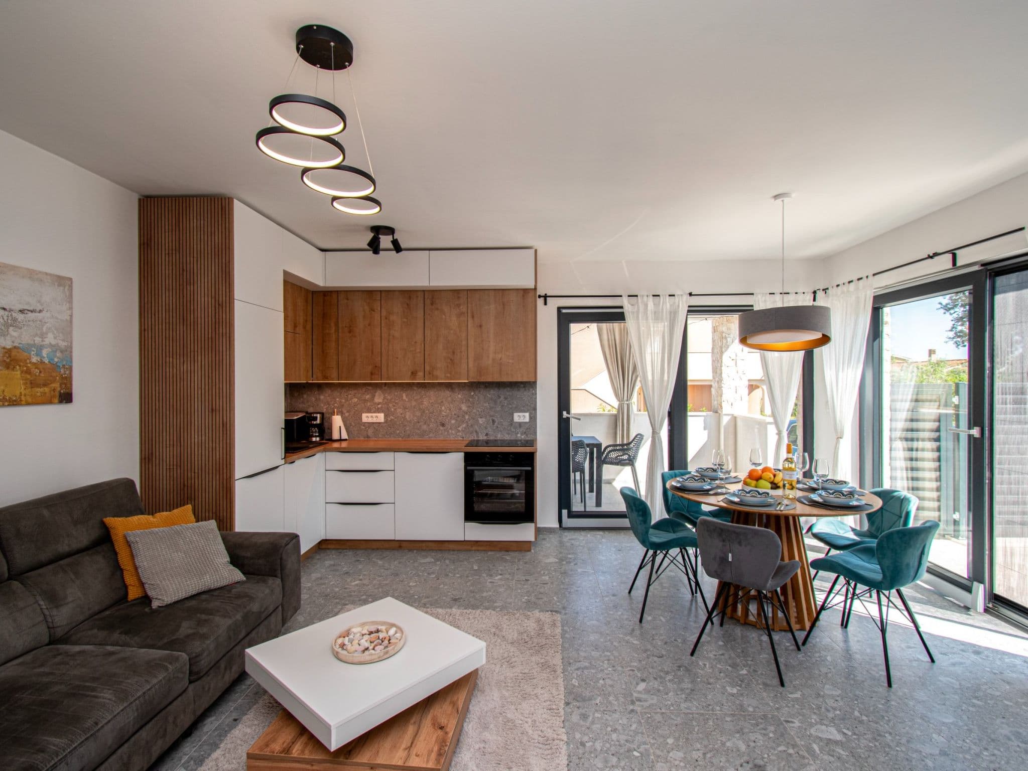 Kitchen / Dining Room