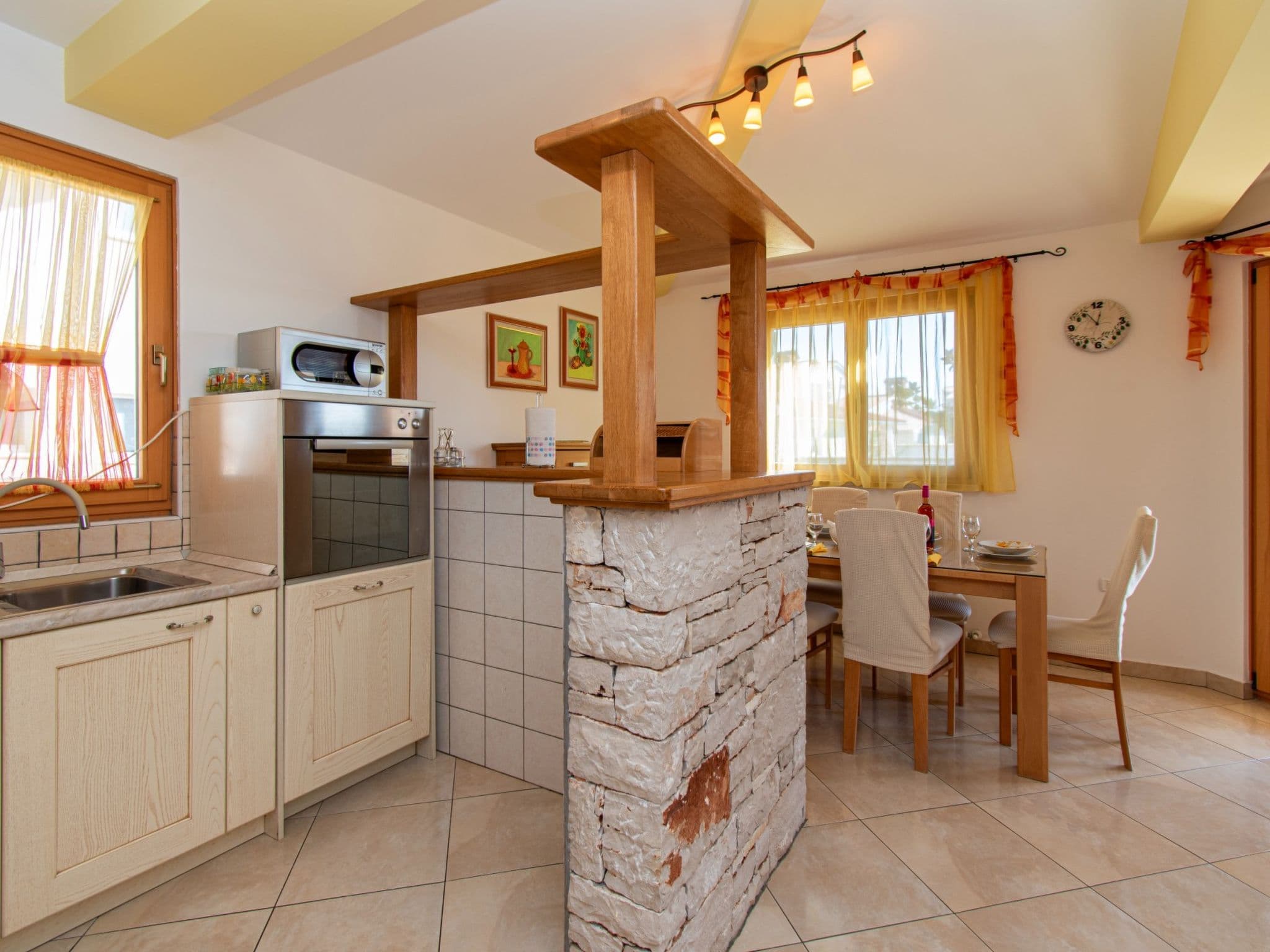Kitchen / Dining Room