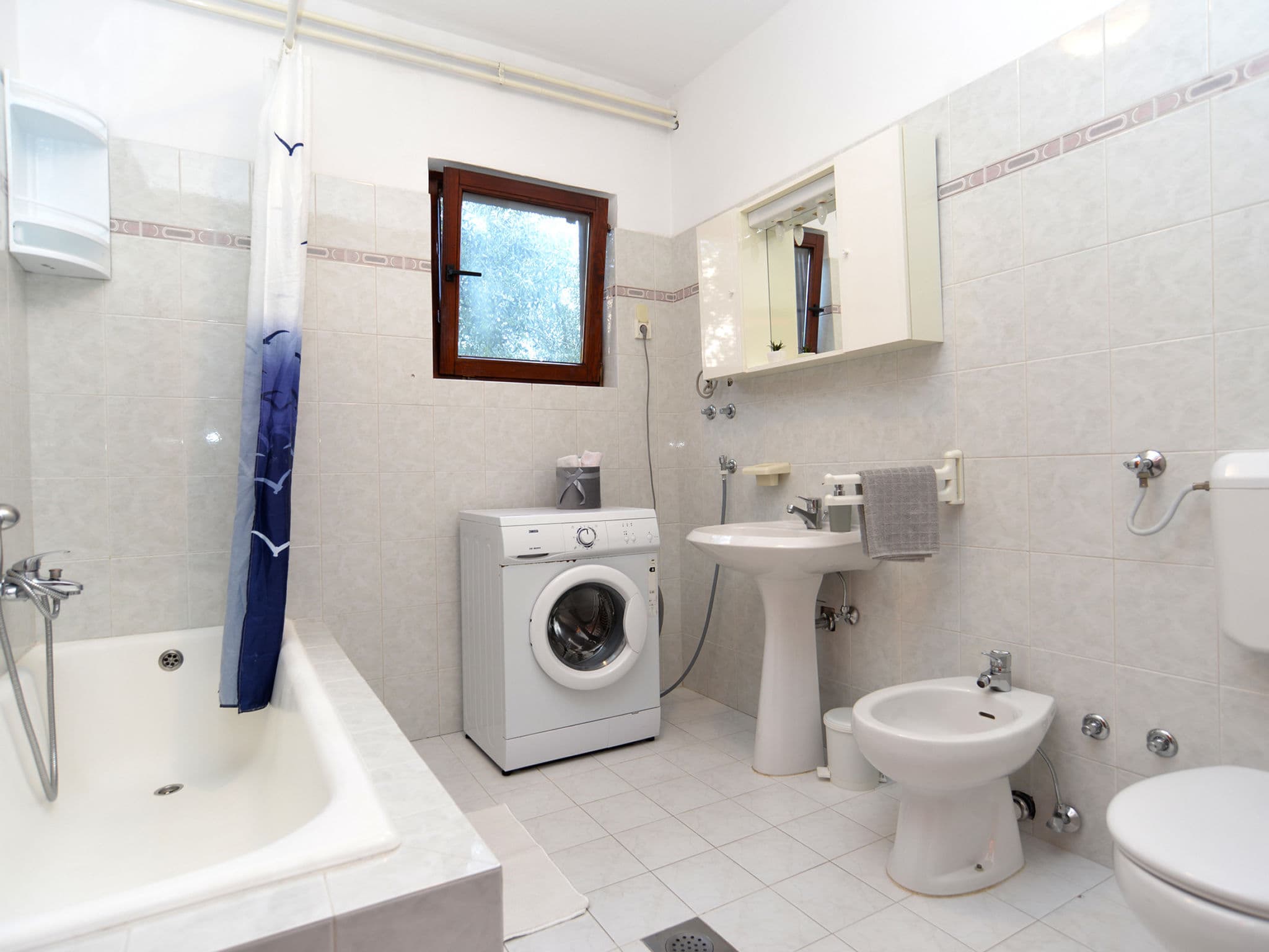 Bathroom / Wellness