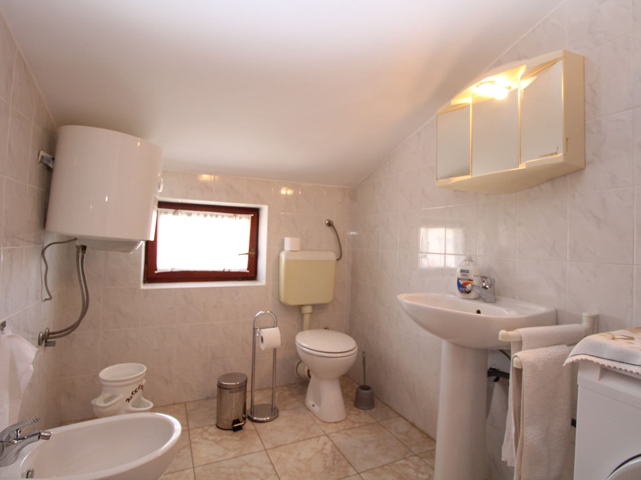 Bathroom / Wellness