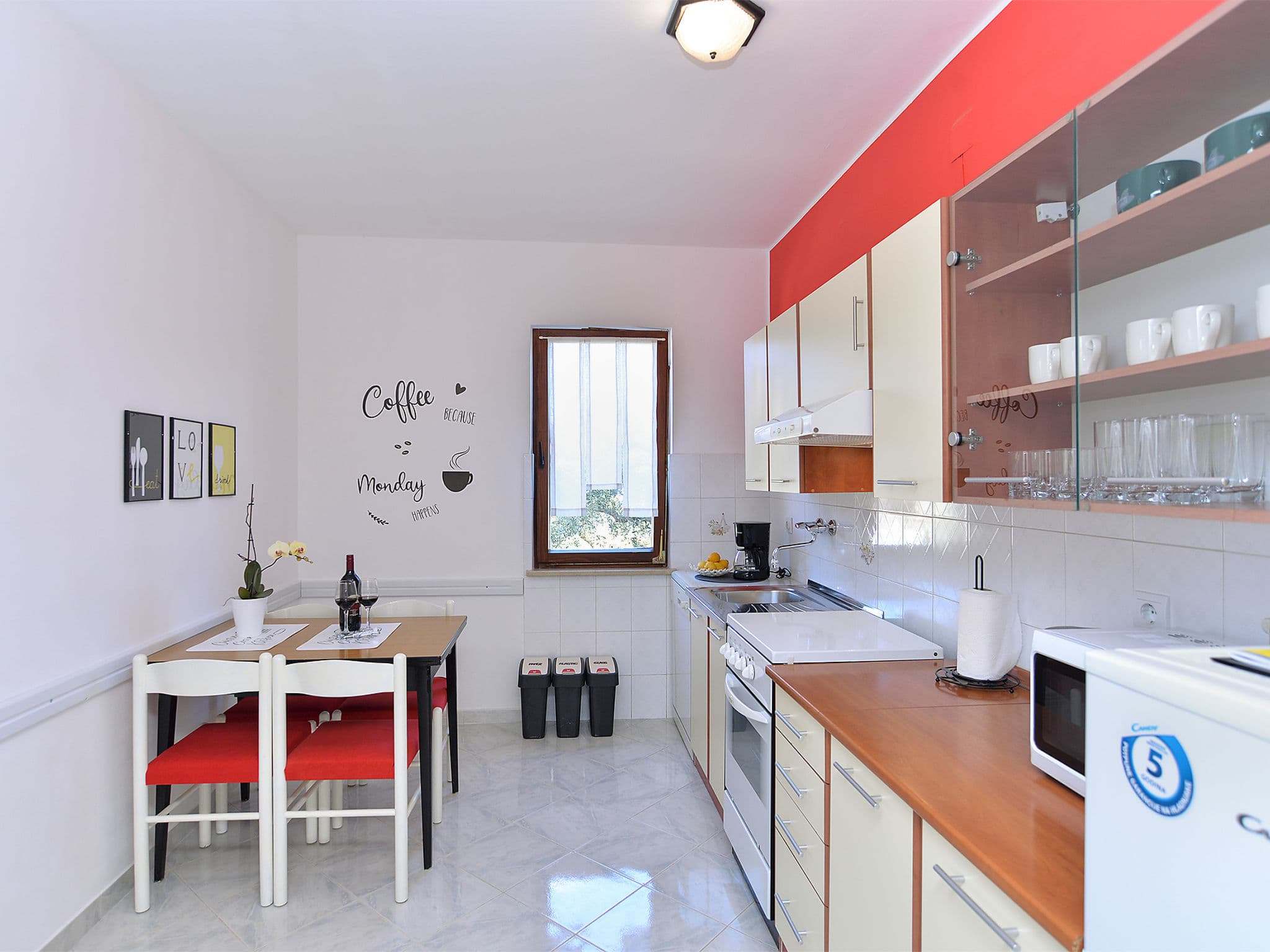 Kitchen / Dining Room