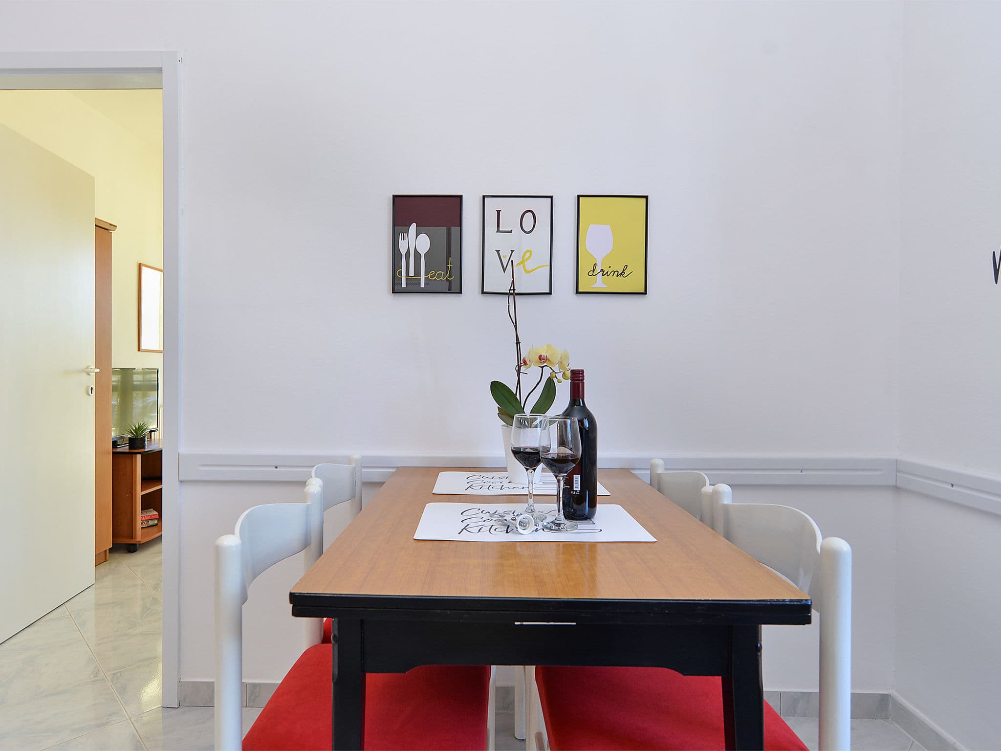 Kitchen / Dining Room