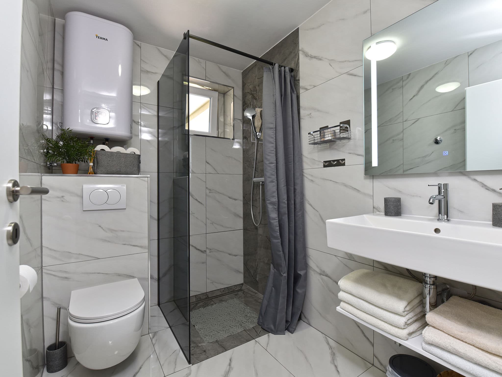 Bathroom / Wellness