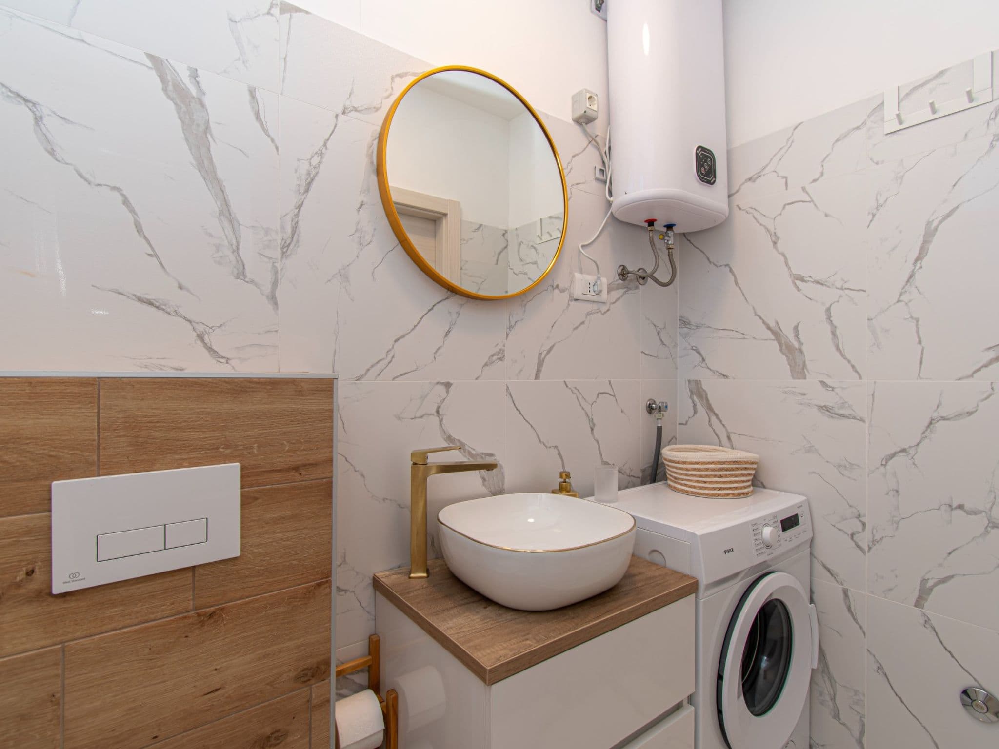 Bathroom / Wellness