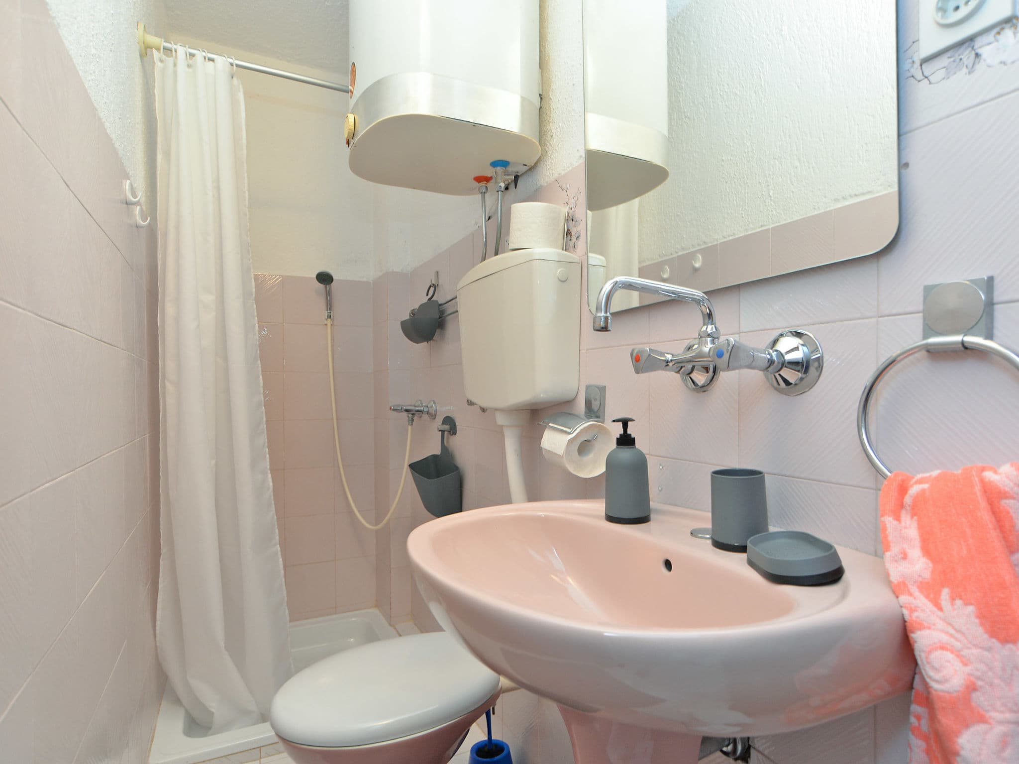 Bathroom / Wellness