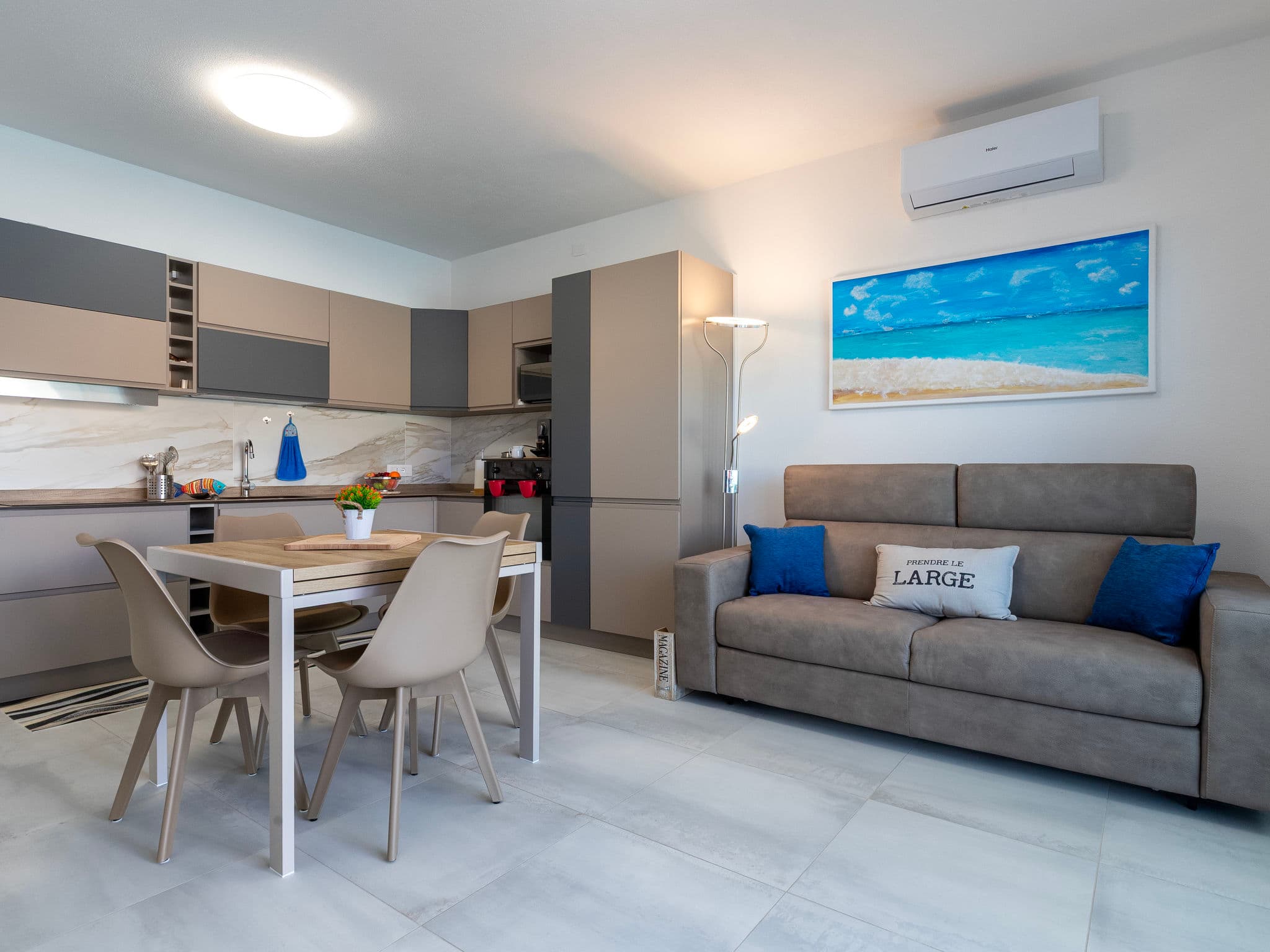 Kitchen / Dining Room