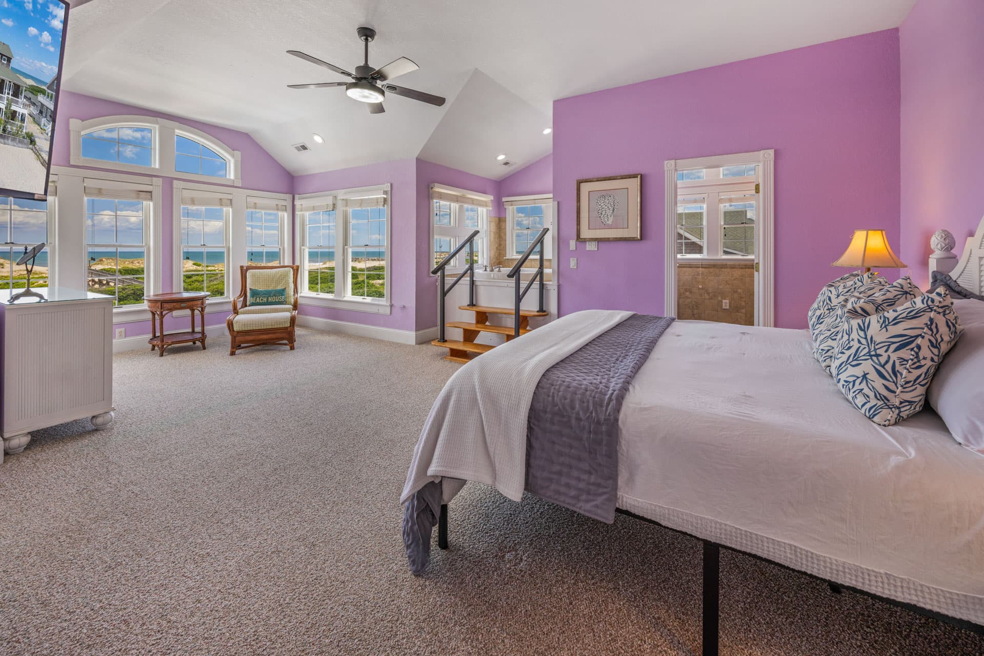 Hemingway Cozy Suite — Ocean-View Retreat for Bridal Party or VIP Guests | 32BR Event Estate, Corolla 4x4 OBX