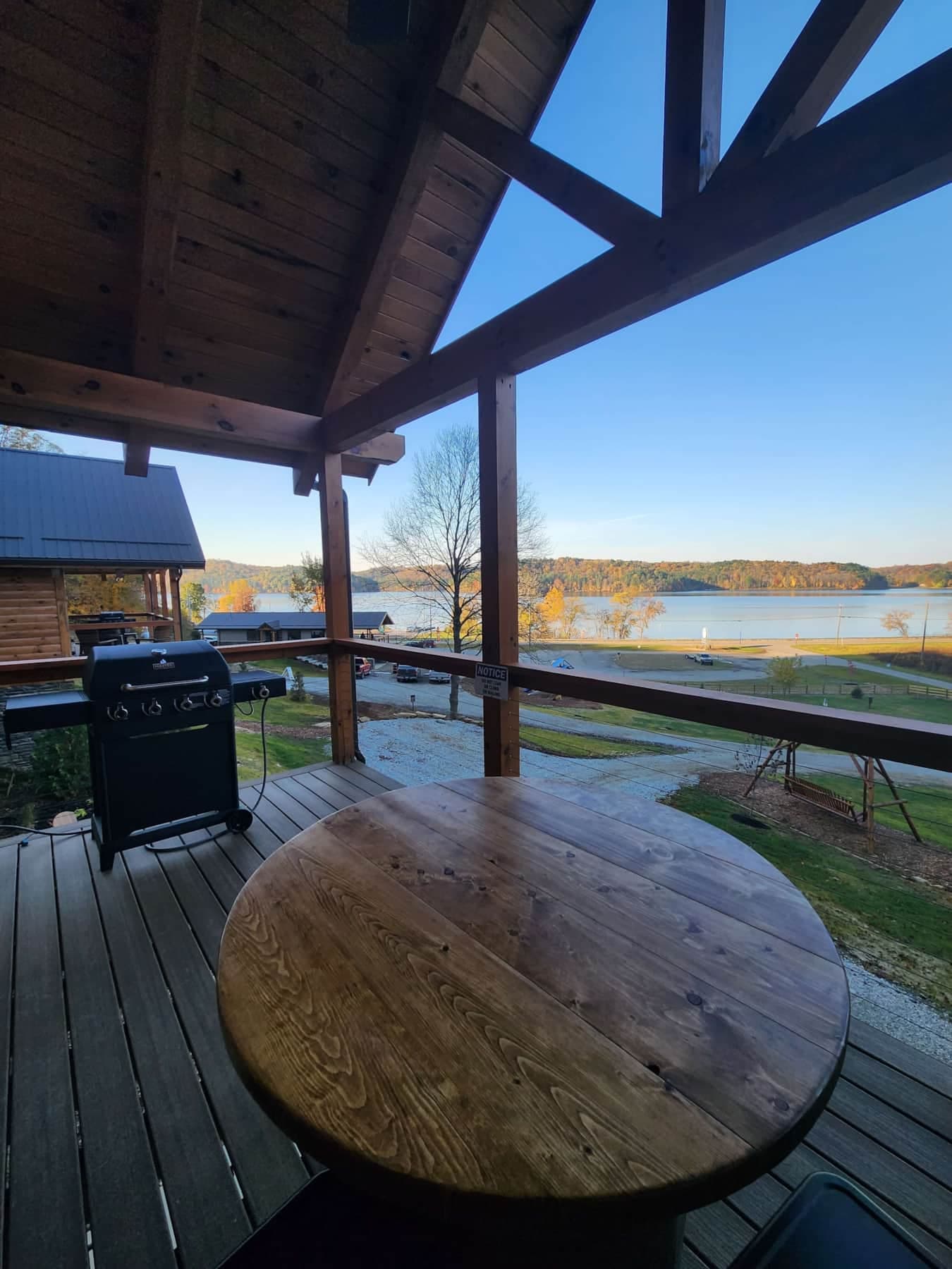 Lake View 