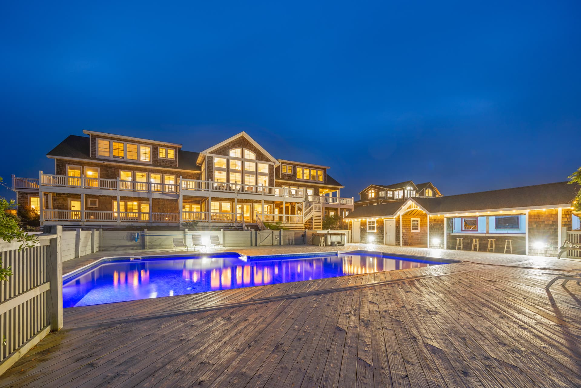 Mark Twain Estate — 18BR Oceanfront Luxury at Sunset | Event-Ready Estate | Corolla 4x4, OBX