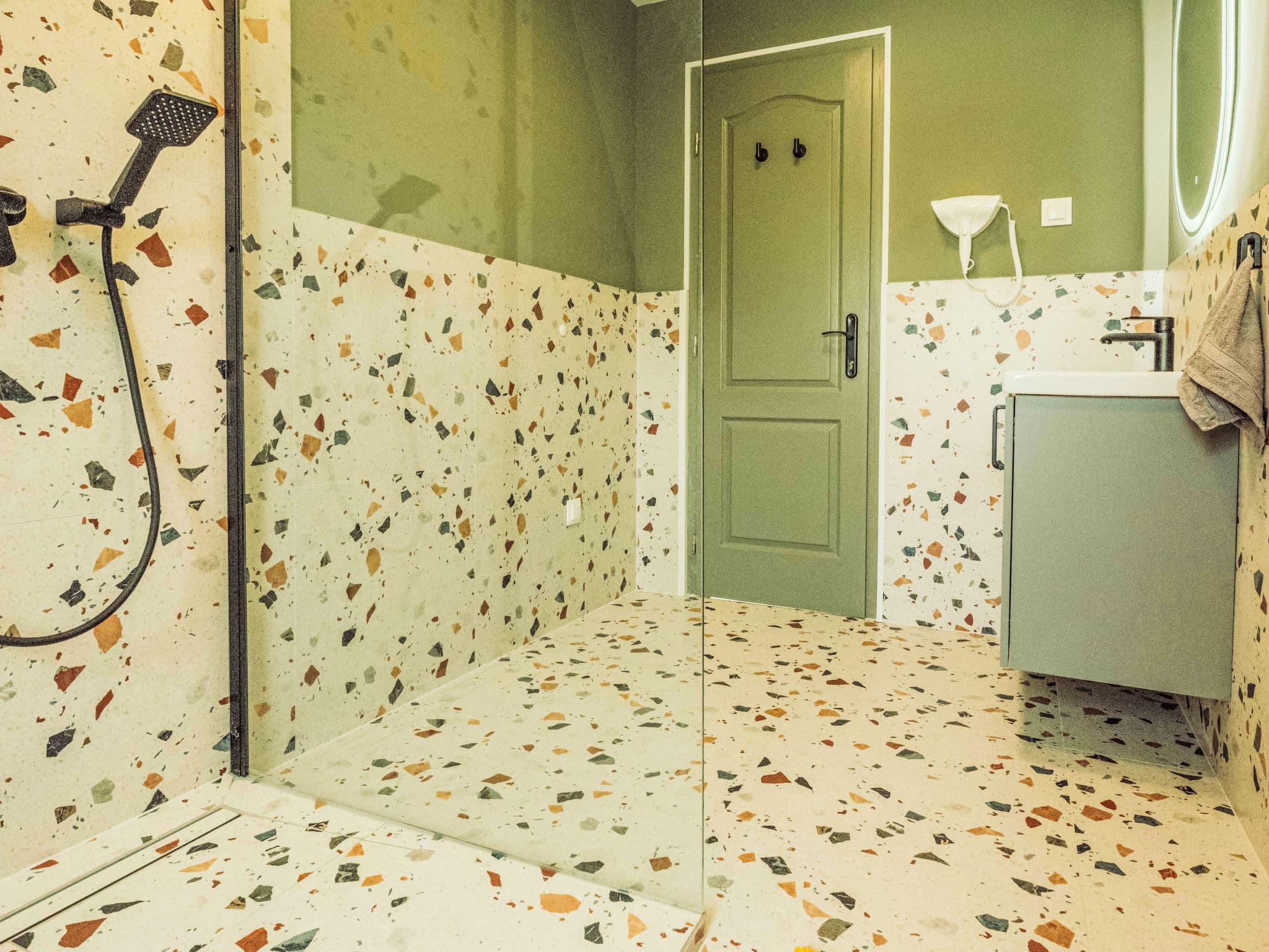 Bathroom / Wellness