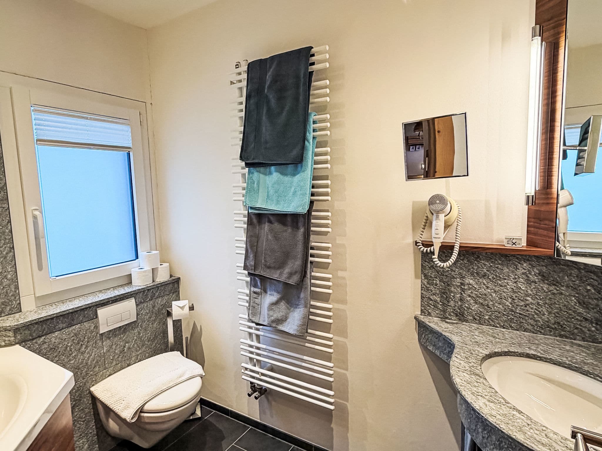 Bathroom / Wellness