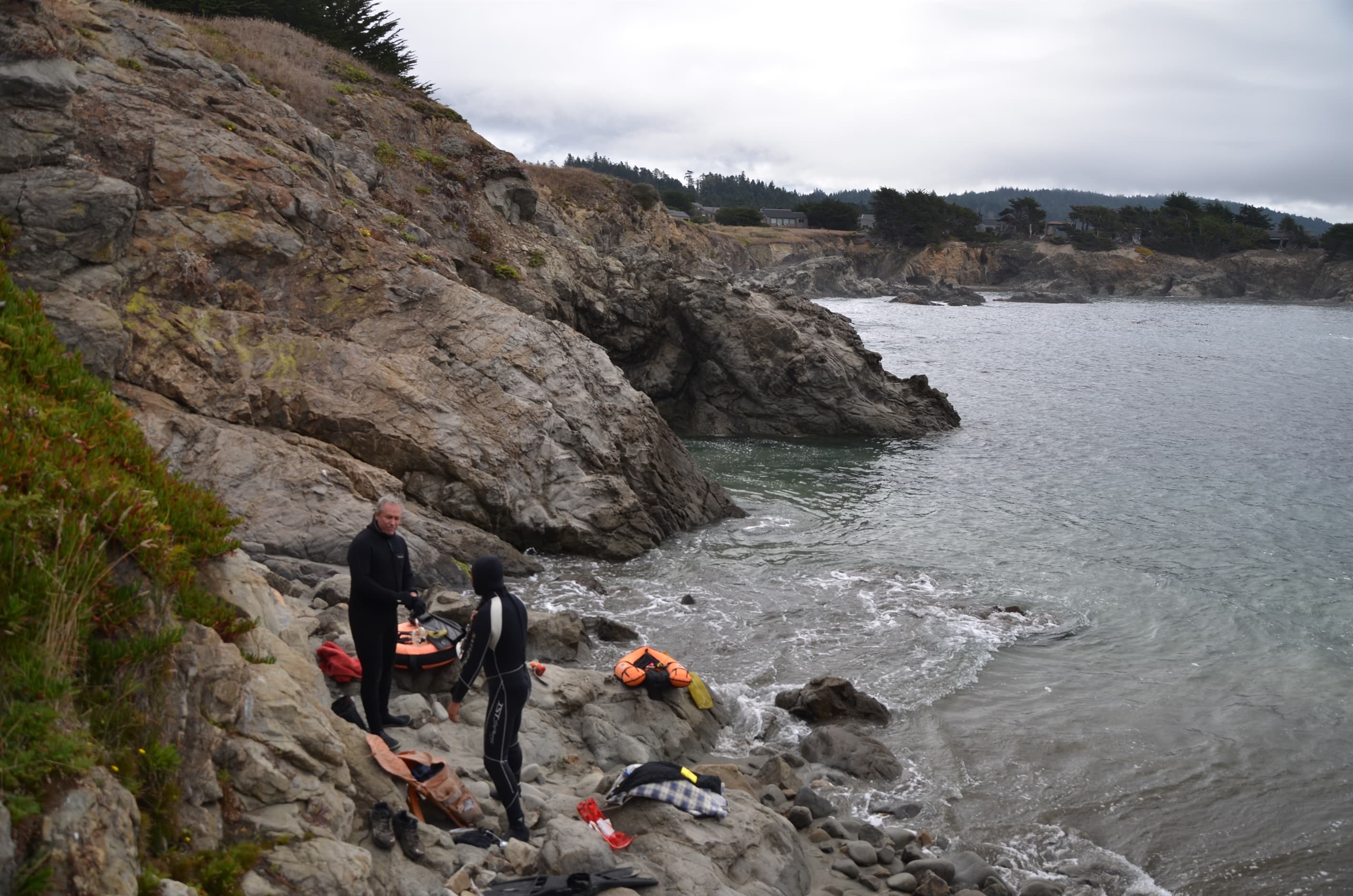 Enjoy a chilly dive from the ocean bluff. Be sure to pack your wetsuit and diving equipment: snorkel, air tanks, rafts. Only fish may be taken, not red abalone which are a protected species.