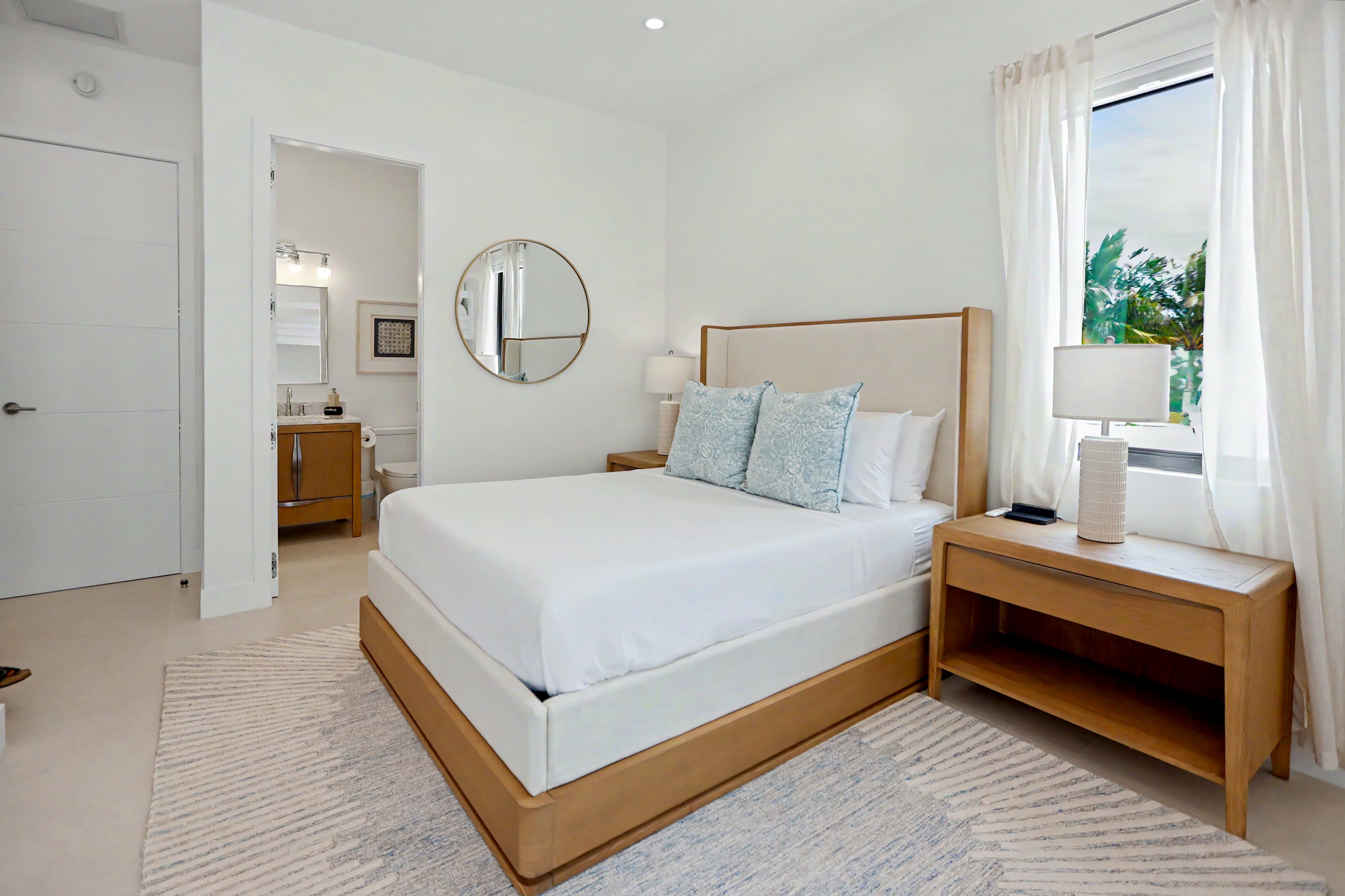 Bedroom 6 (has bunks too!)
