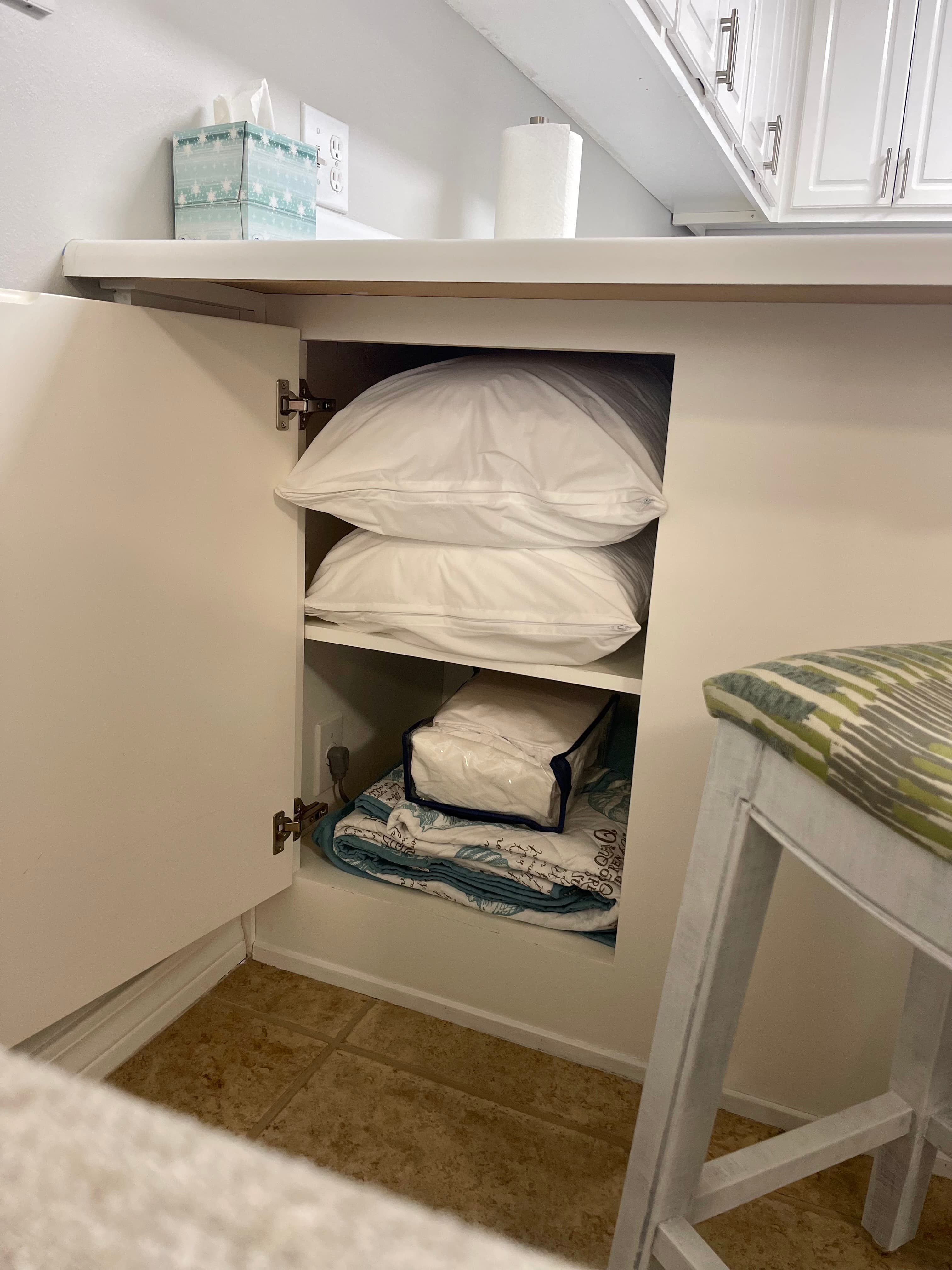 Couch linens