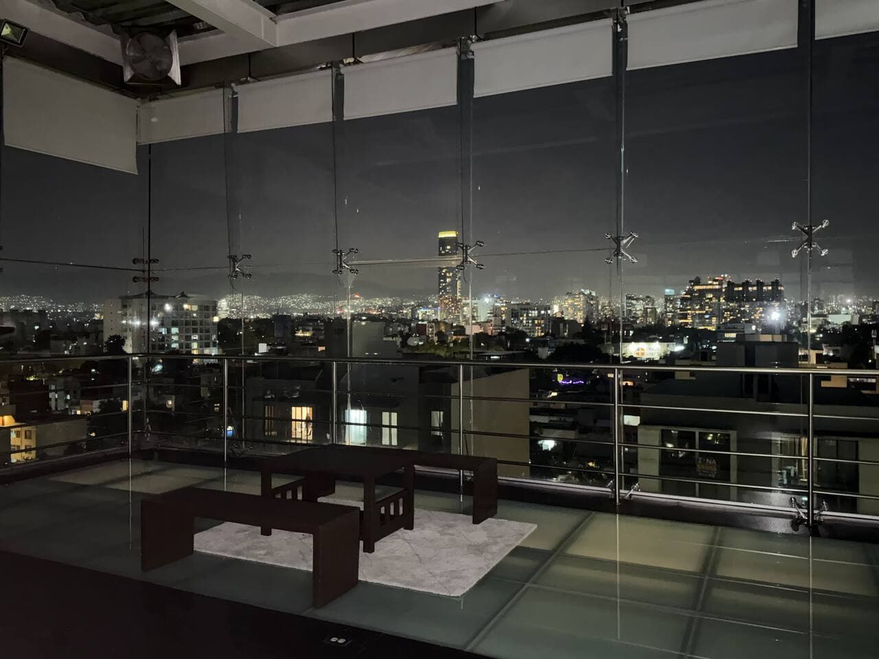vista nocturna desde el gym