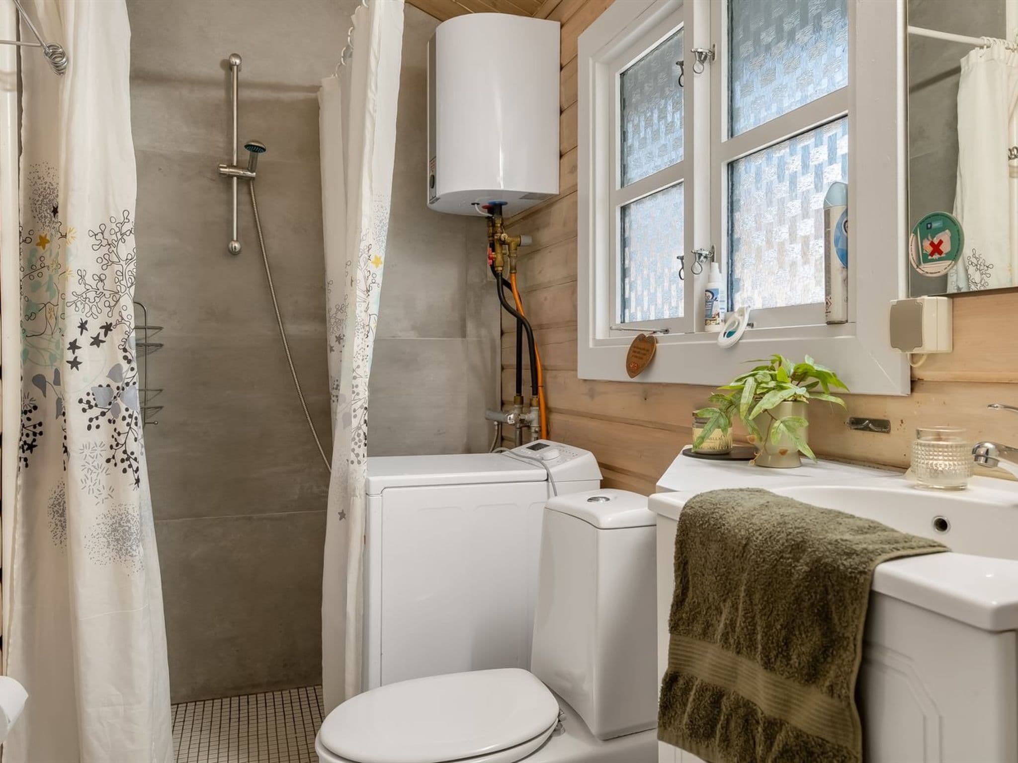 Bathroom / Wellness