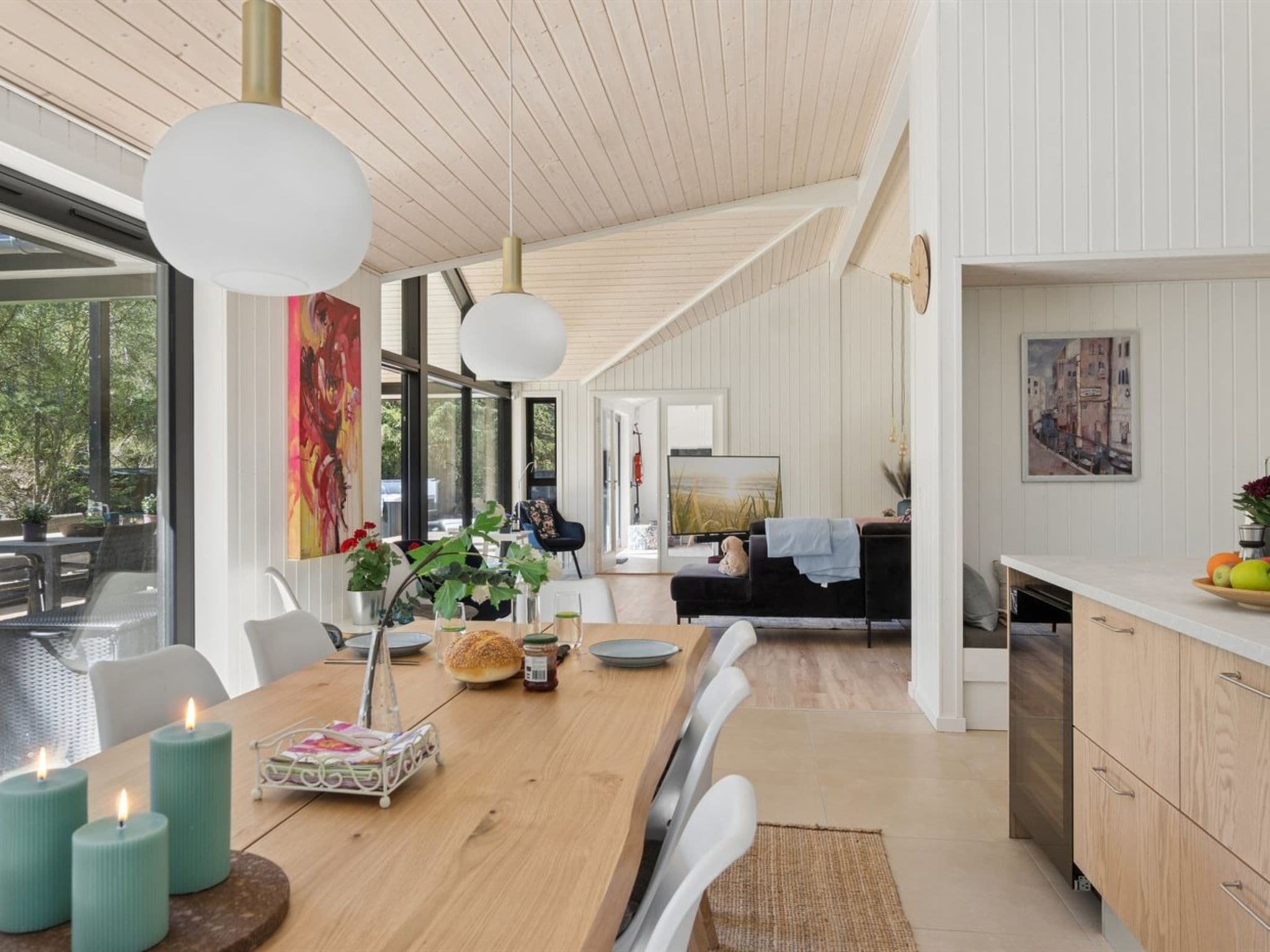 Kitchen / Dining Room