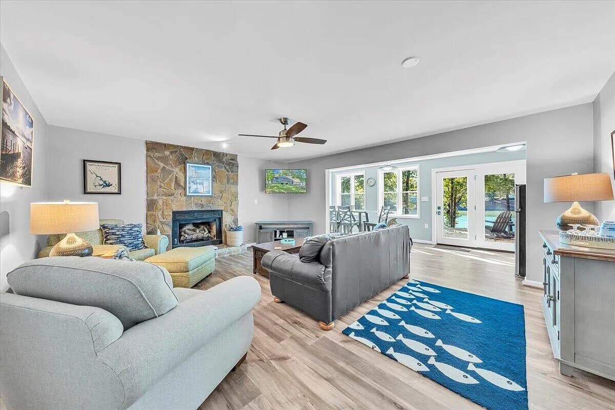 Basement Lounge