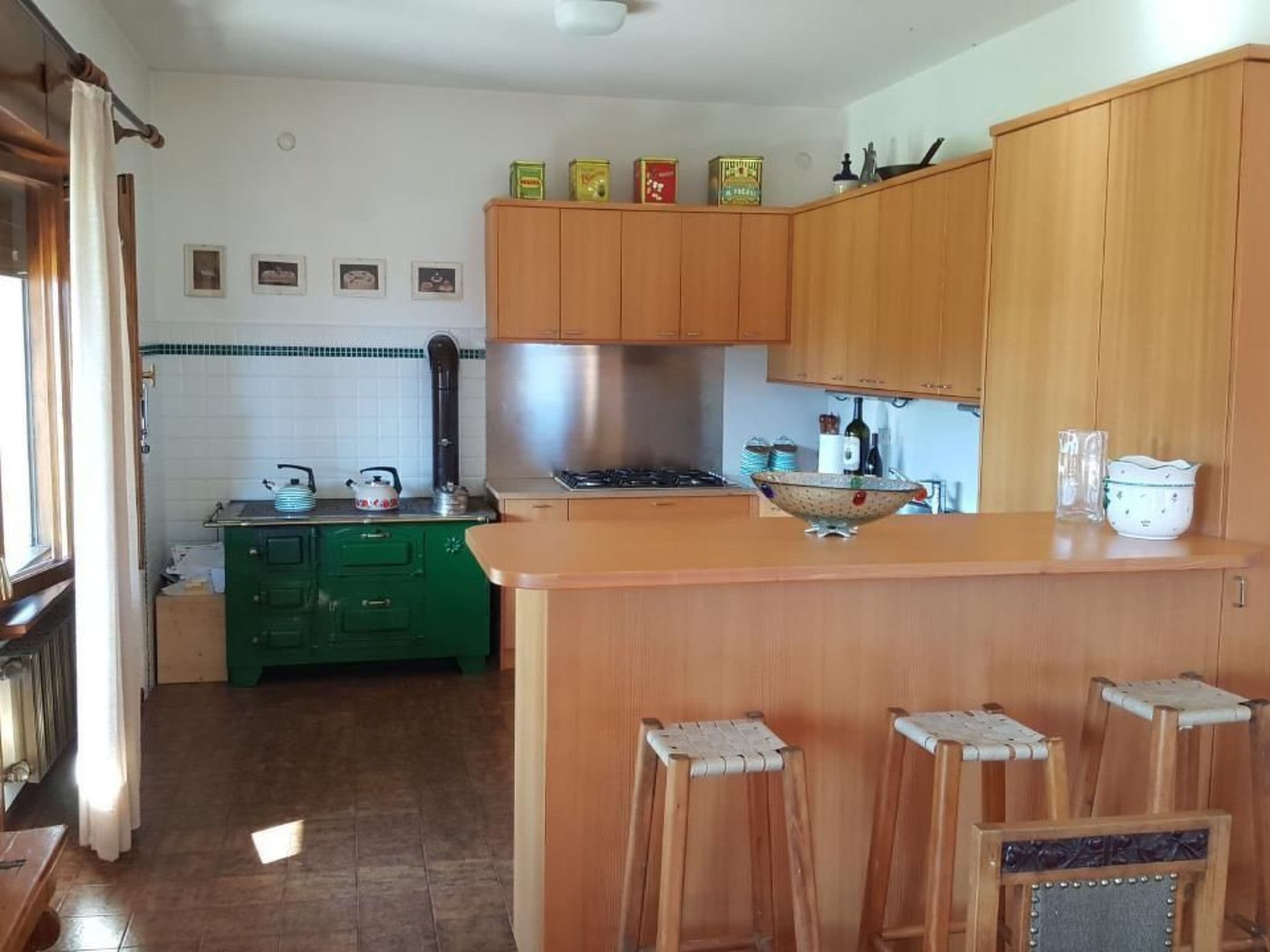 Gallery Image 16