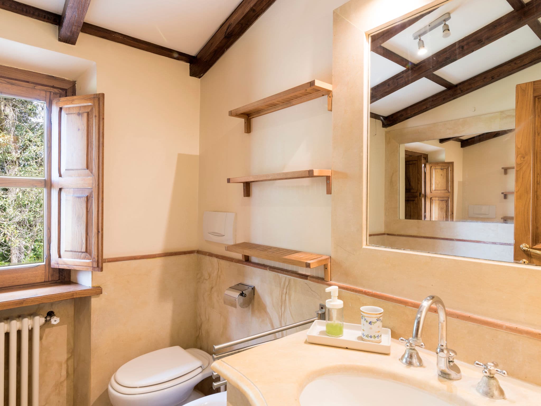 Bathroom / Wellness