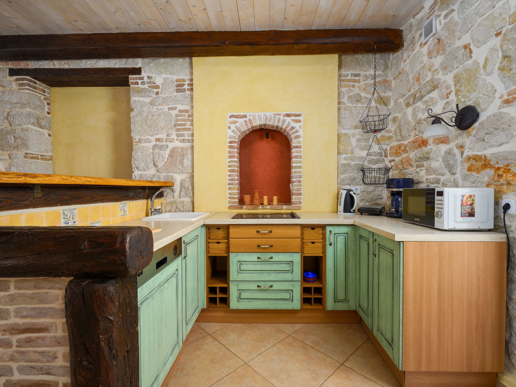 Kitchen / Dining Room
