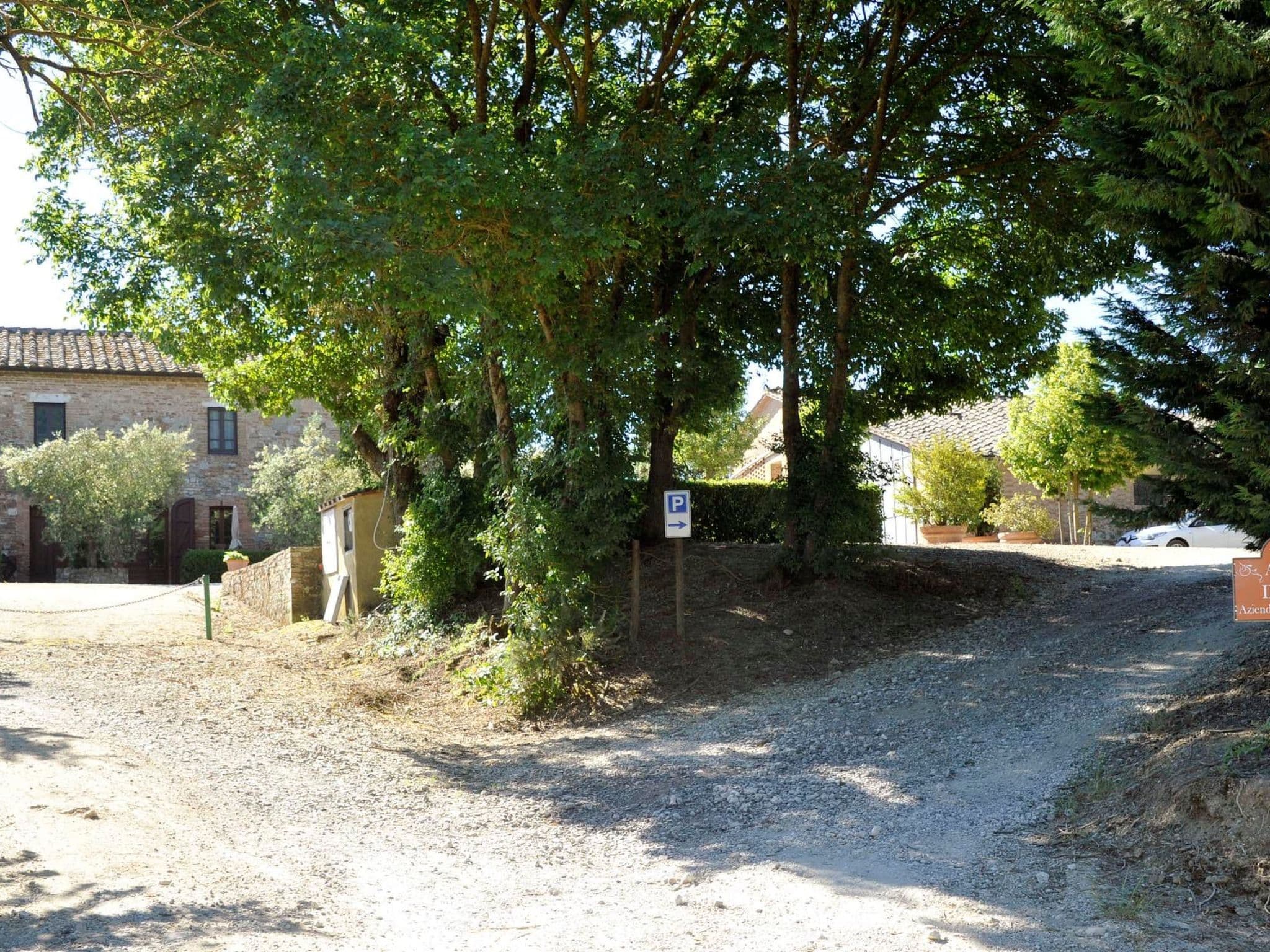 Gallery Image 64