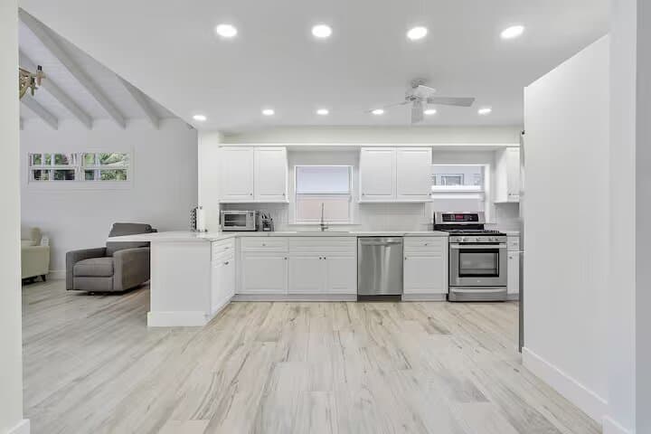 Gallery Image 11