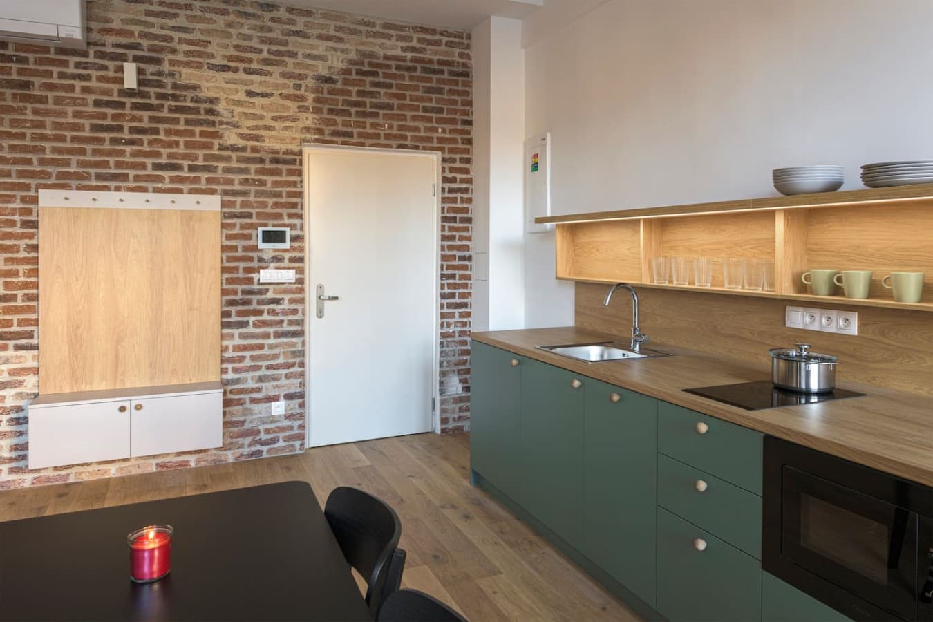 Gallery Image 9