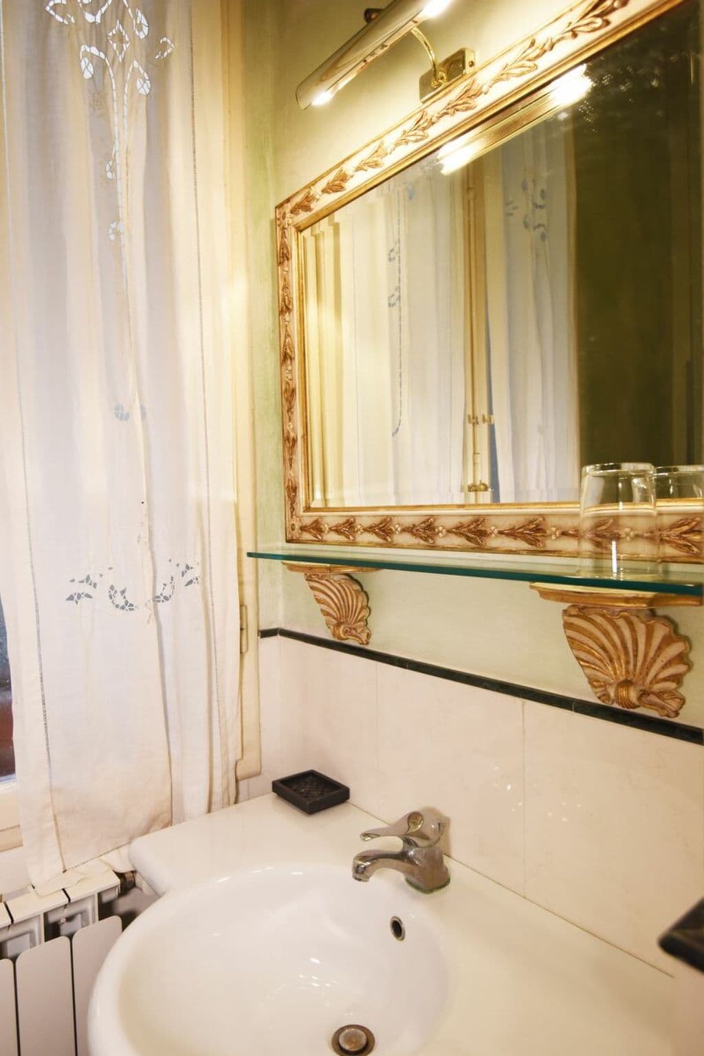 Gallery Image 8
