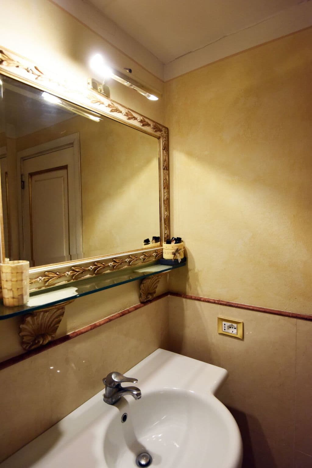 Gallery Image 52