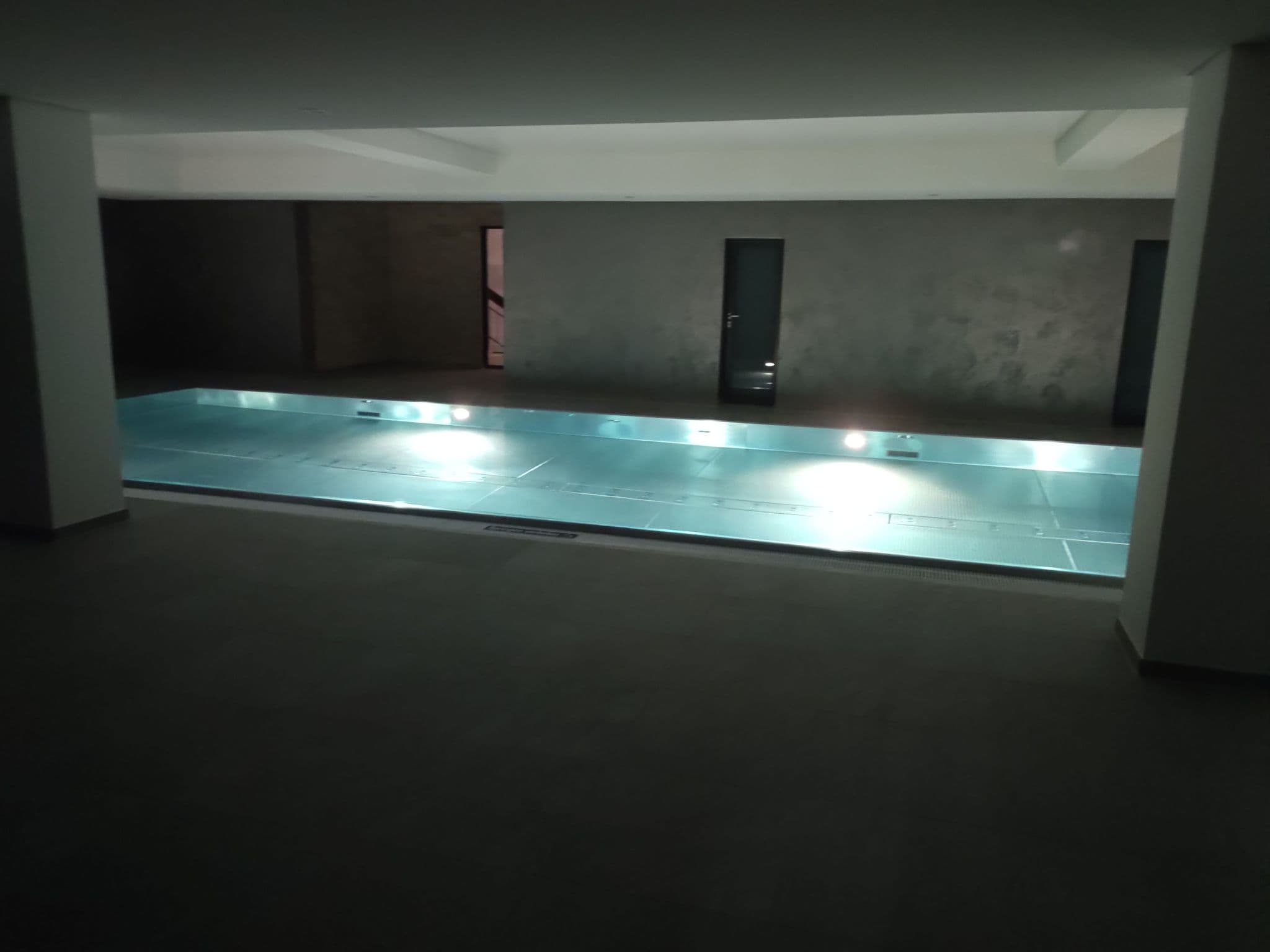 Pool Indoor