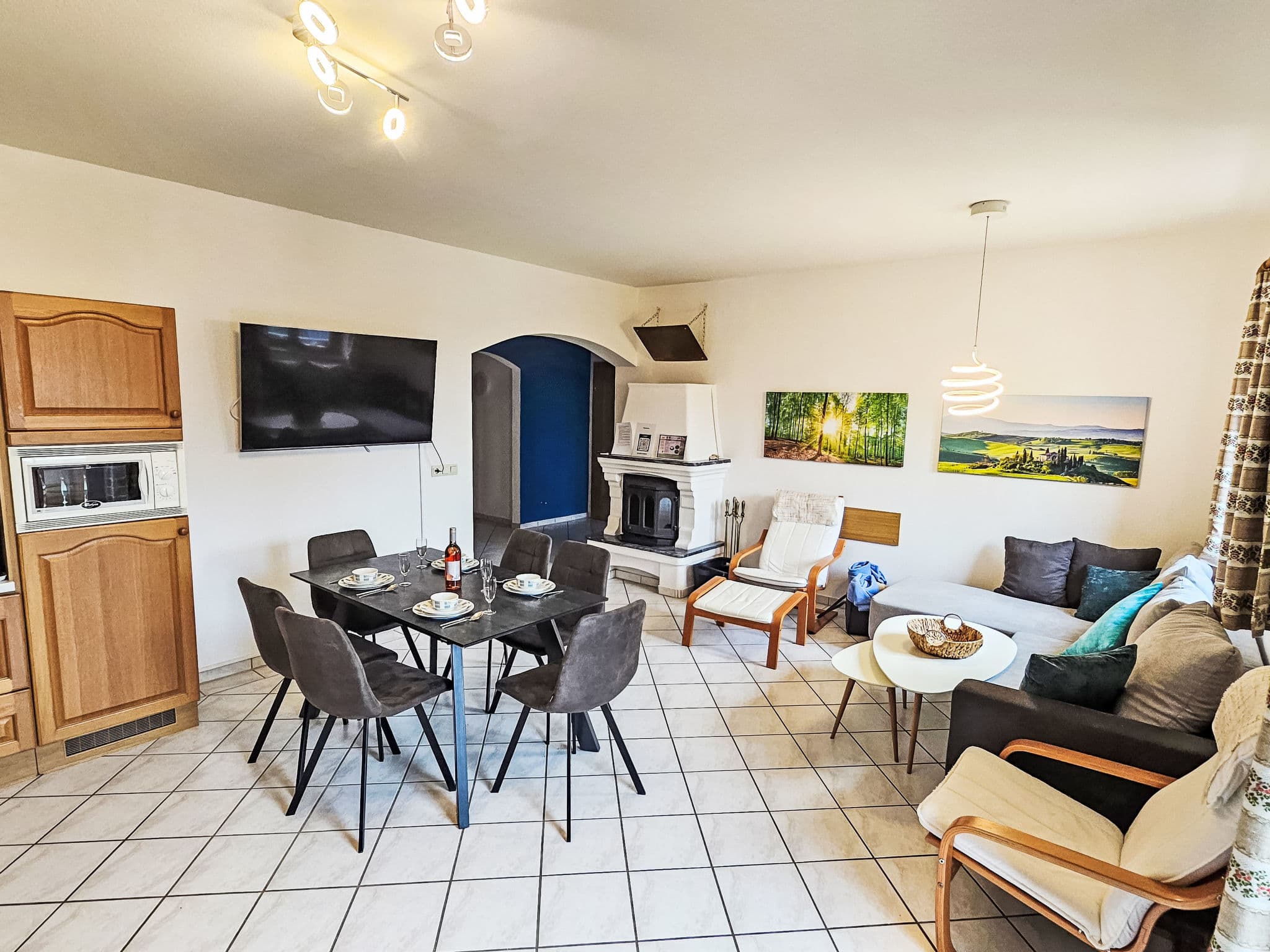 Kitchen / Dining Room