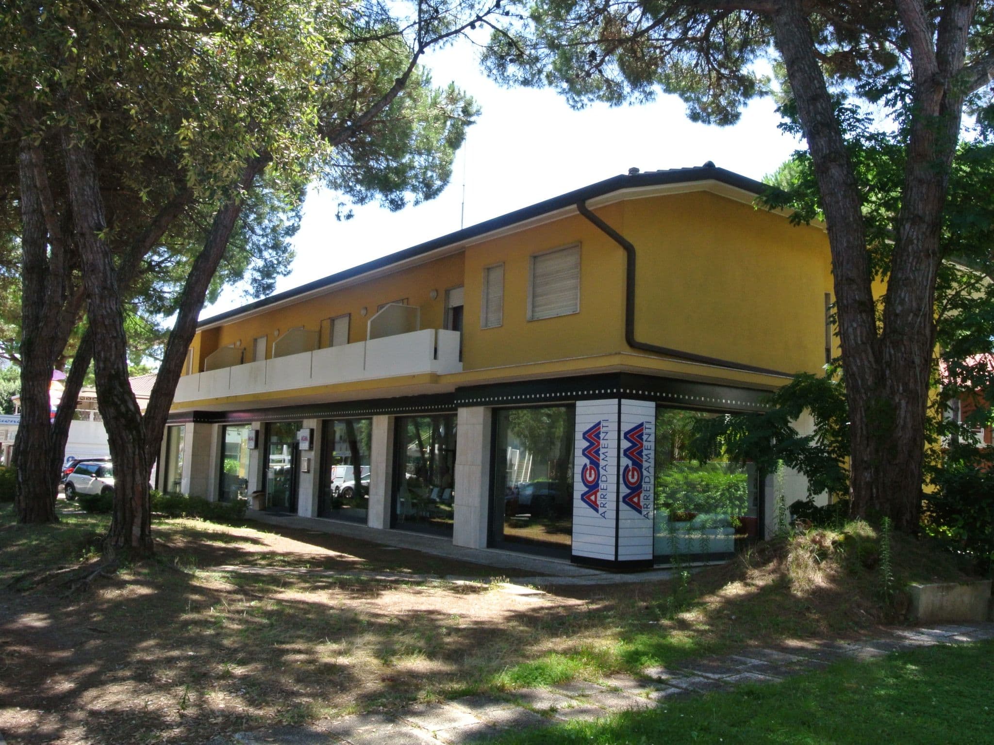 Gallery Image 17