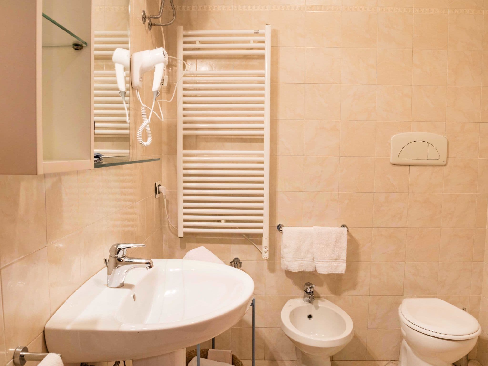 Bathroom / Wellness