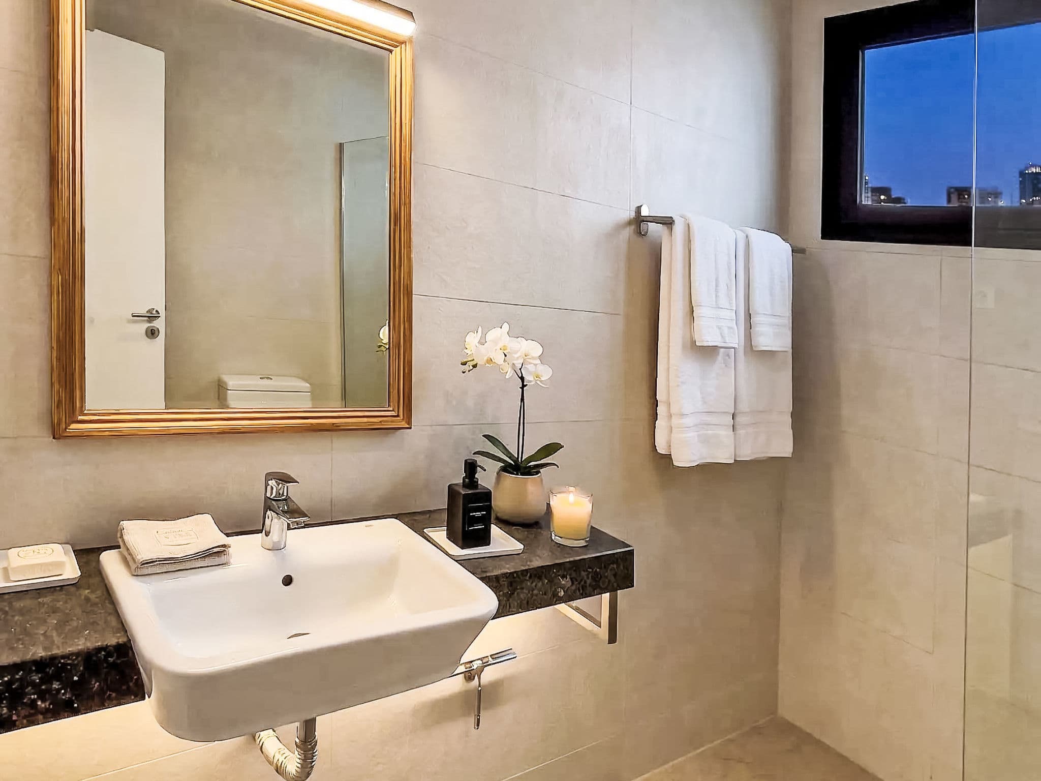 Bathroom / Wellness