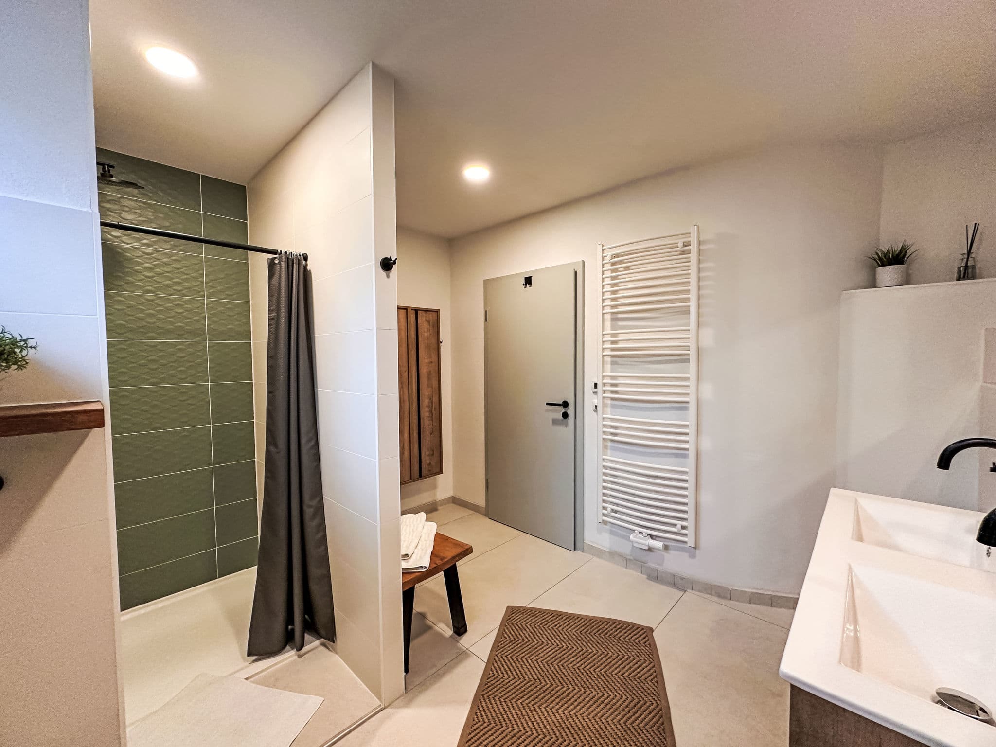 Bathroom / Wellness