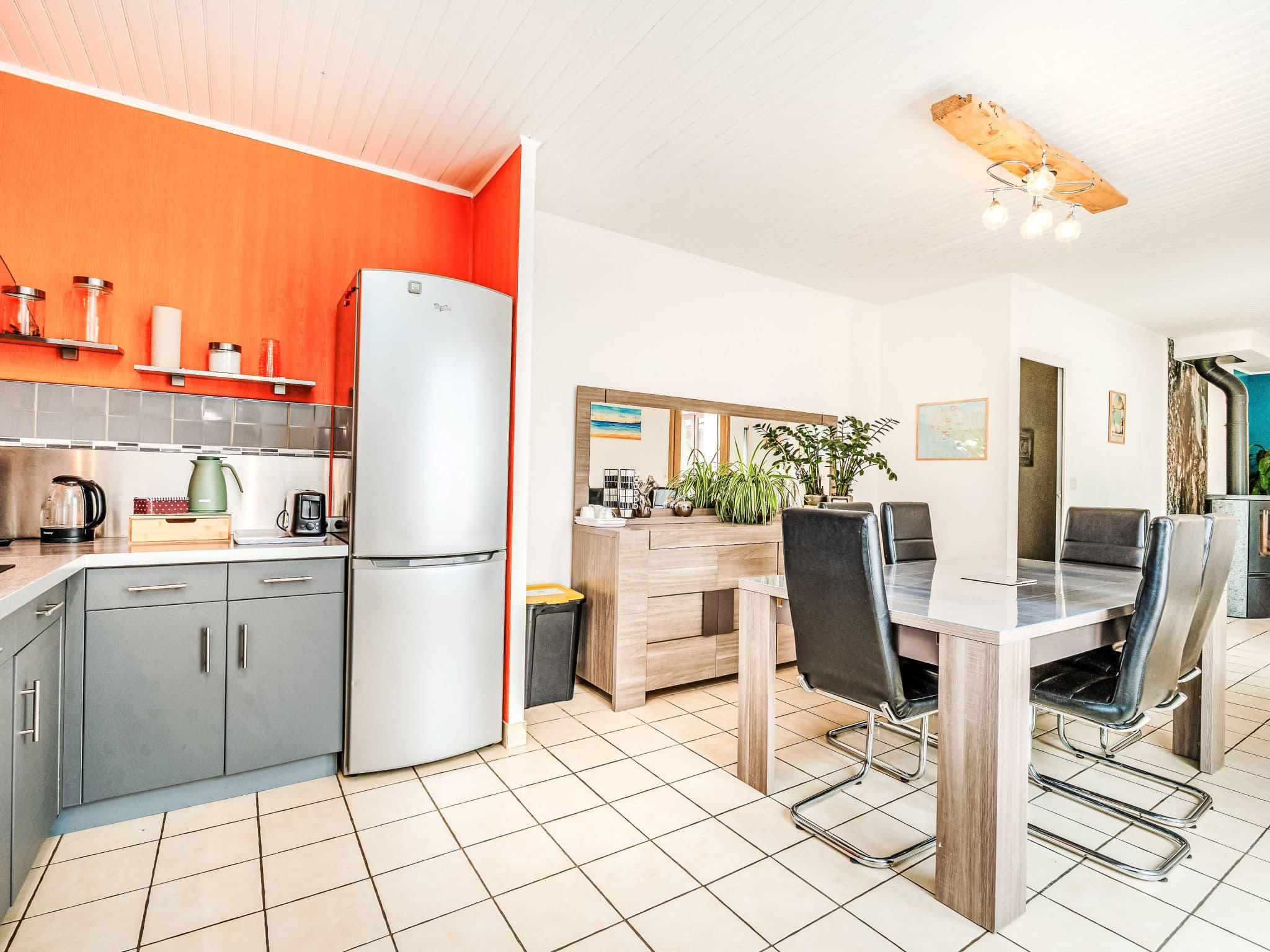 Kitchen / Dining Room
