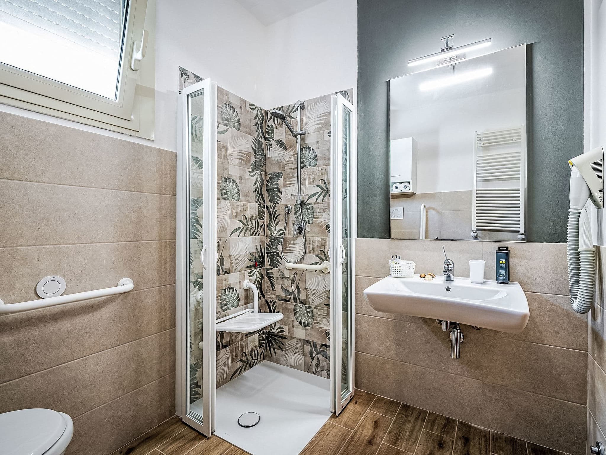 Bathroom / Wellness