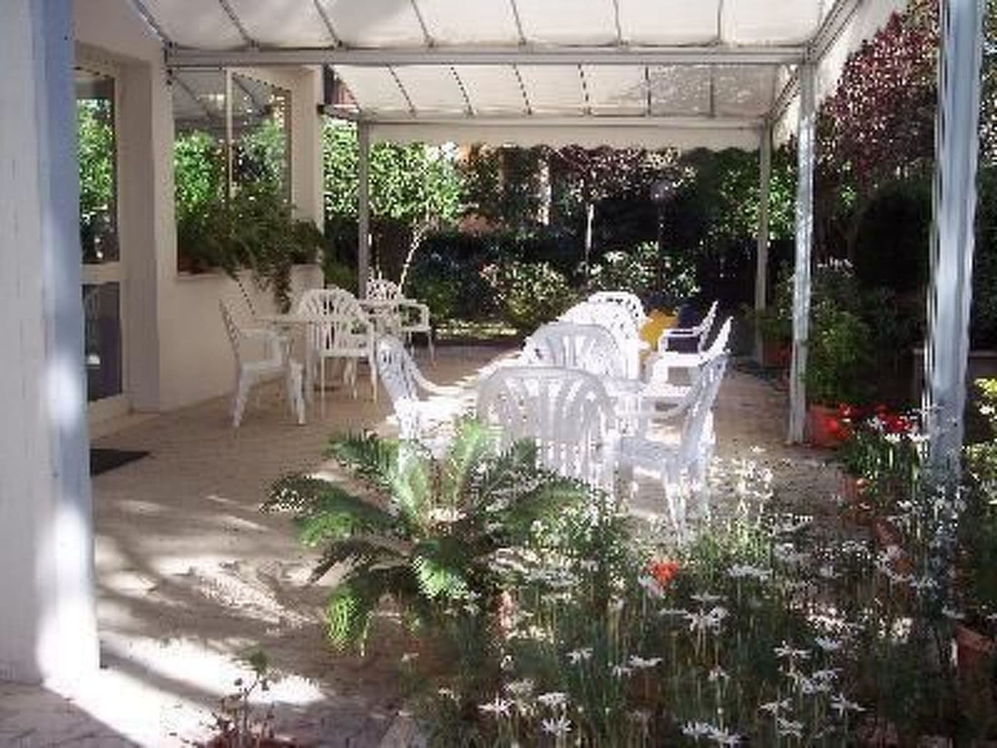 Gallery Image 12