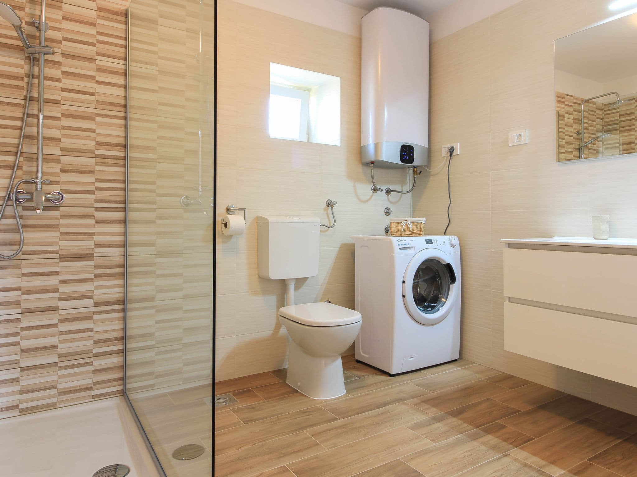 Bathroom / Wellness
