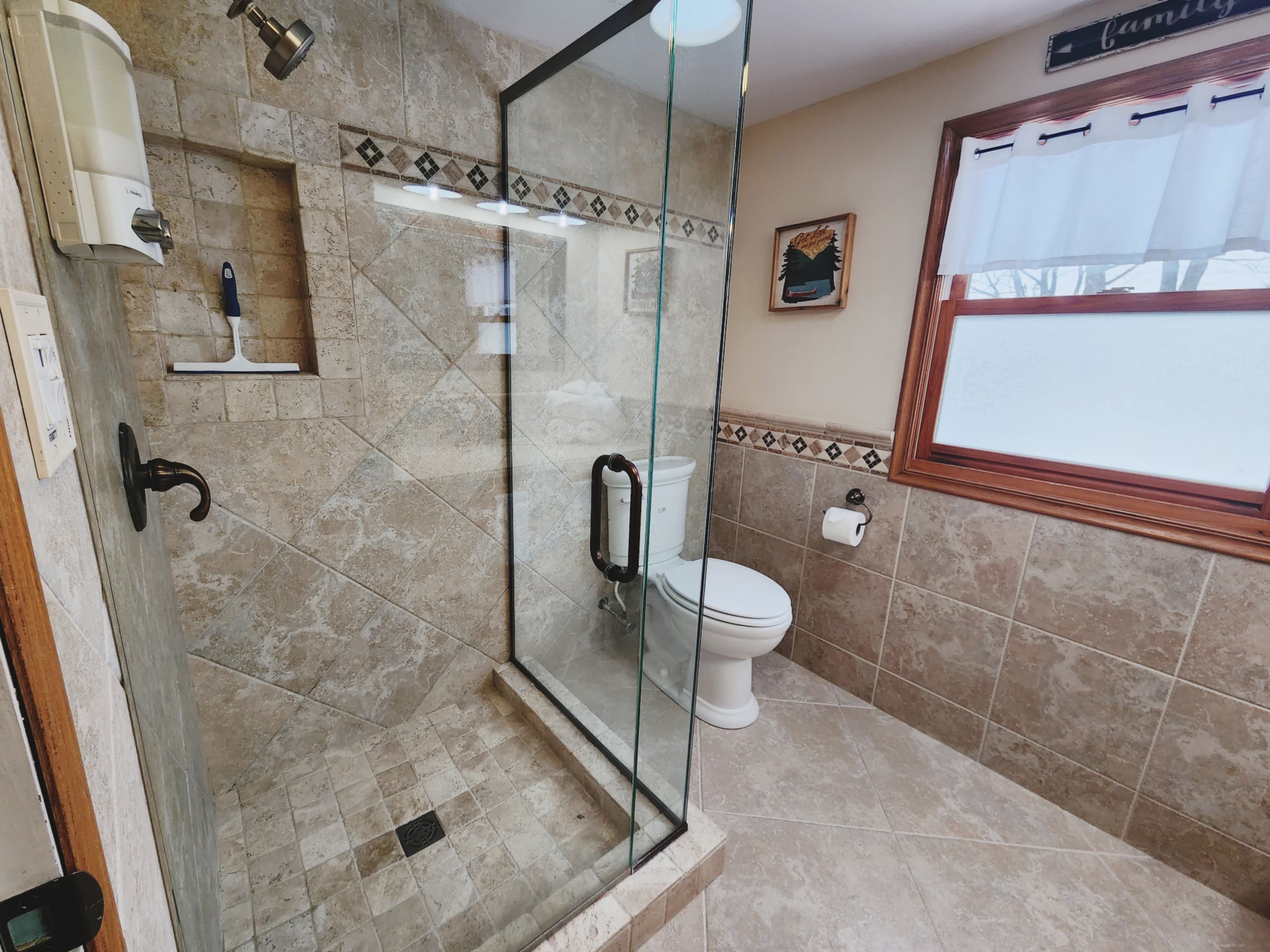 Level 2 Bath