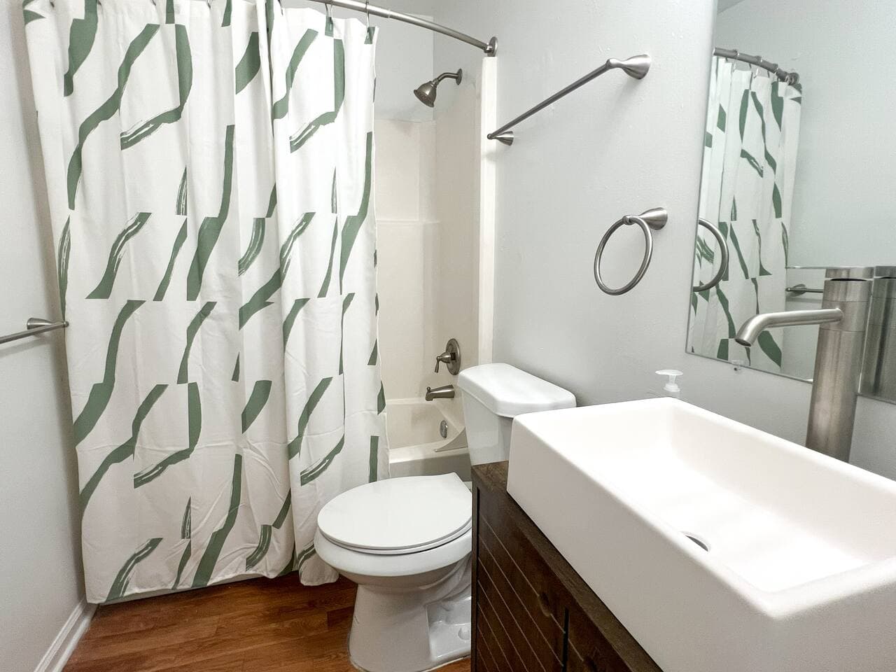 Gallery Image 6
