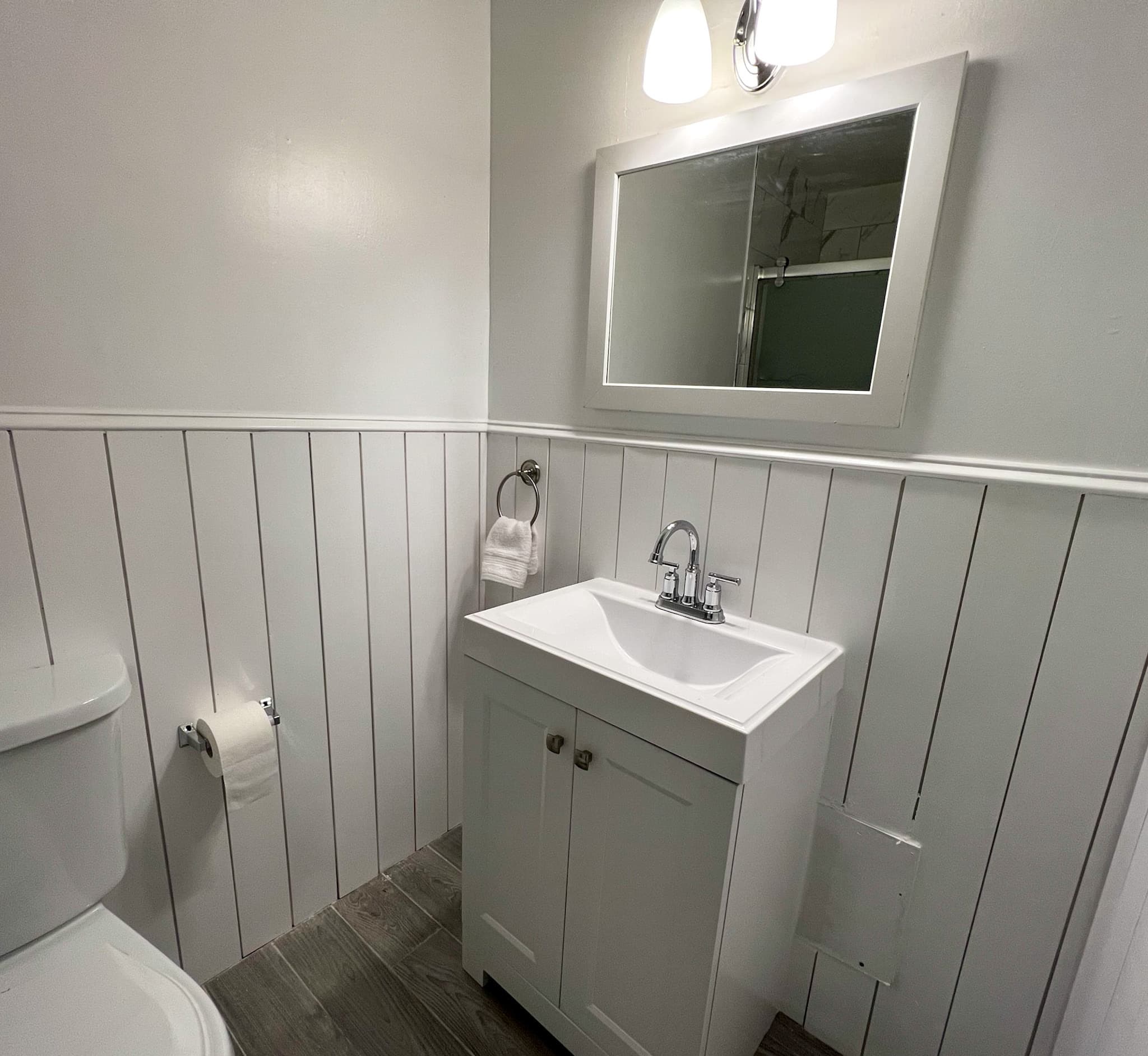 Upstairs Second Bathroom