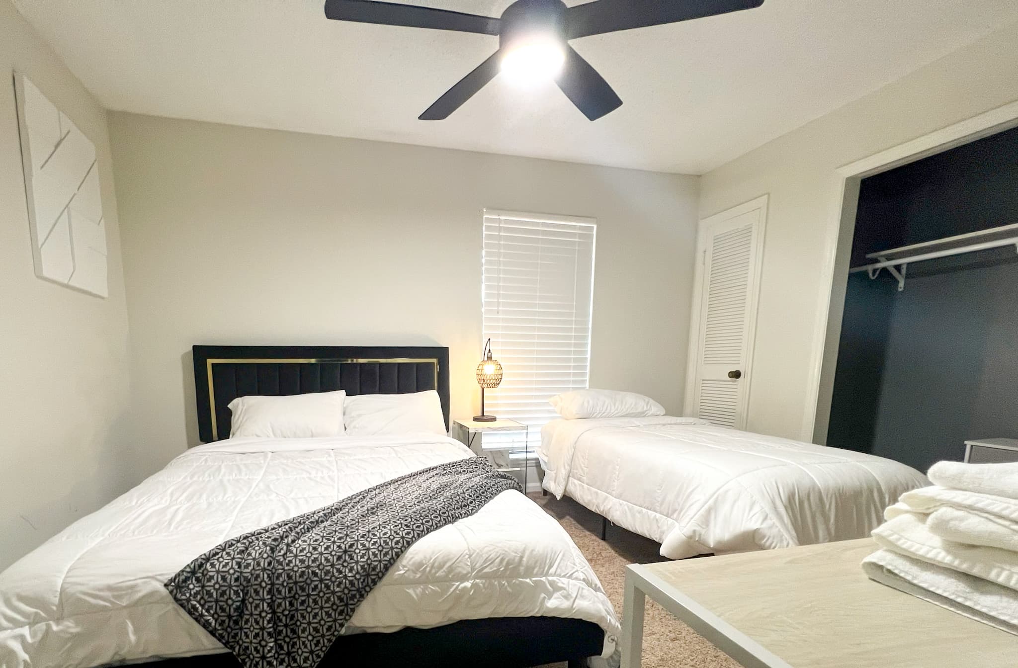 Second bedroom