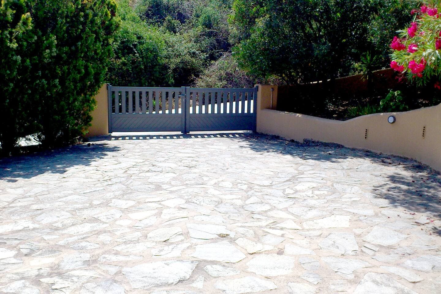 Gallery Image 14