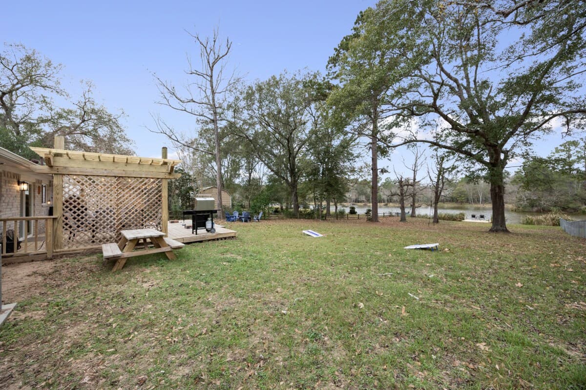 A relaxed outdoor setting made for games, grilling, and quiet moments.