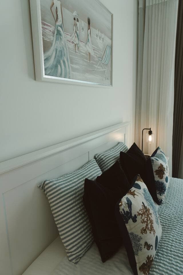 W - Sea View Bedroom