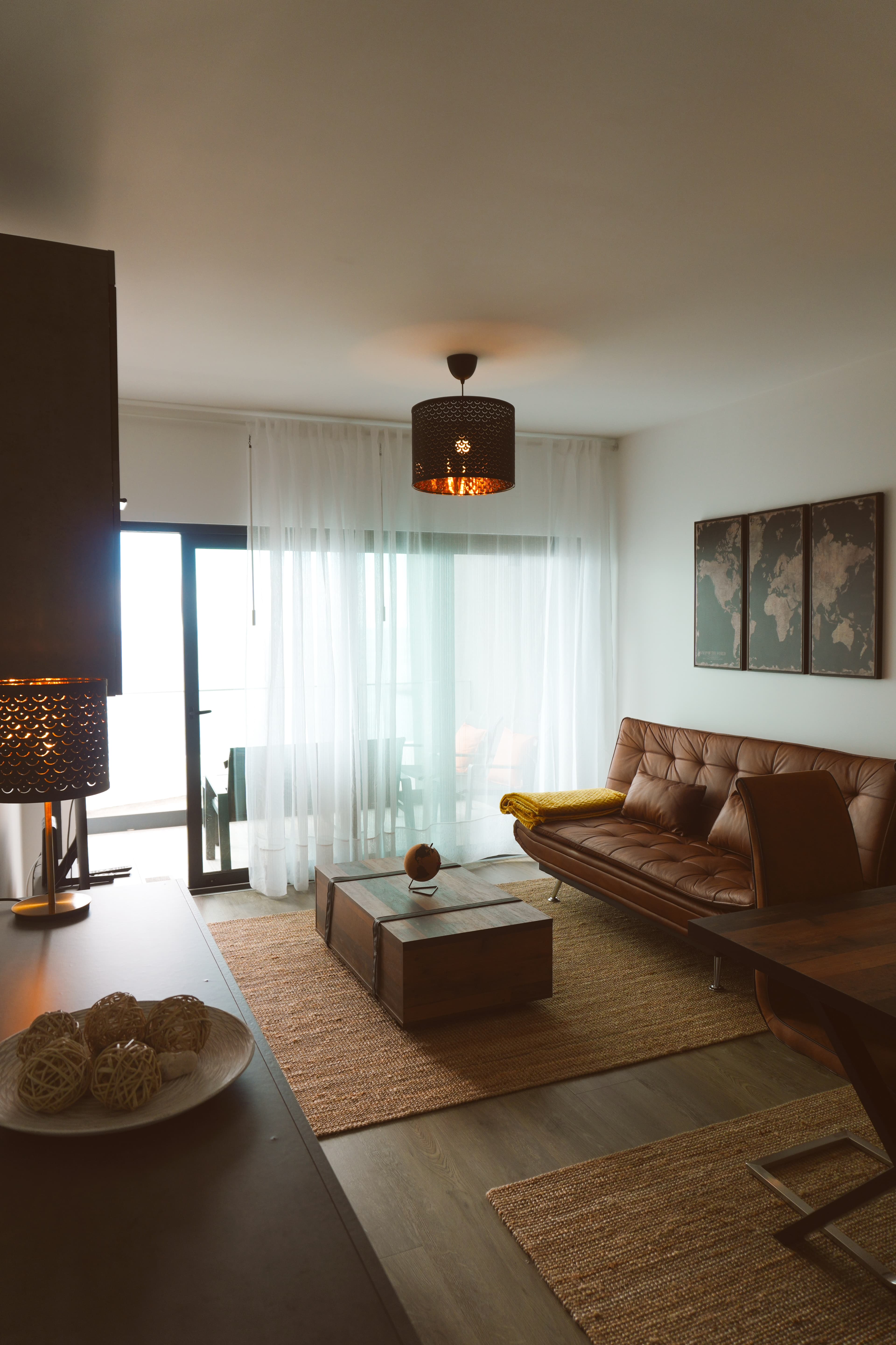 W - Dinning / Living Room / Balcony